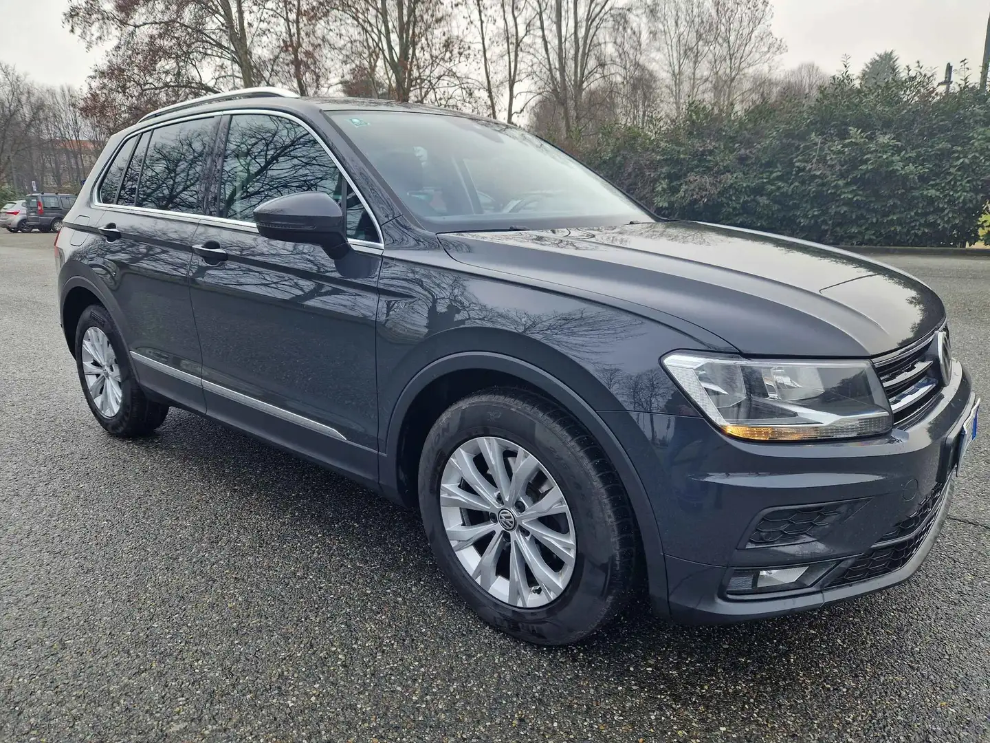 Volkswagen Tiguan 2.0 tdi Business 150cv dsg Grigio - 1
