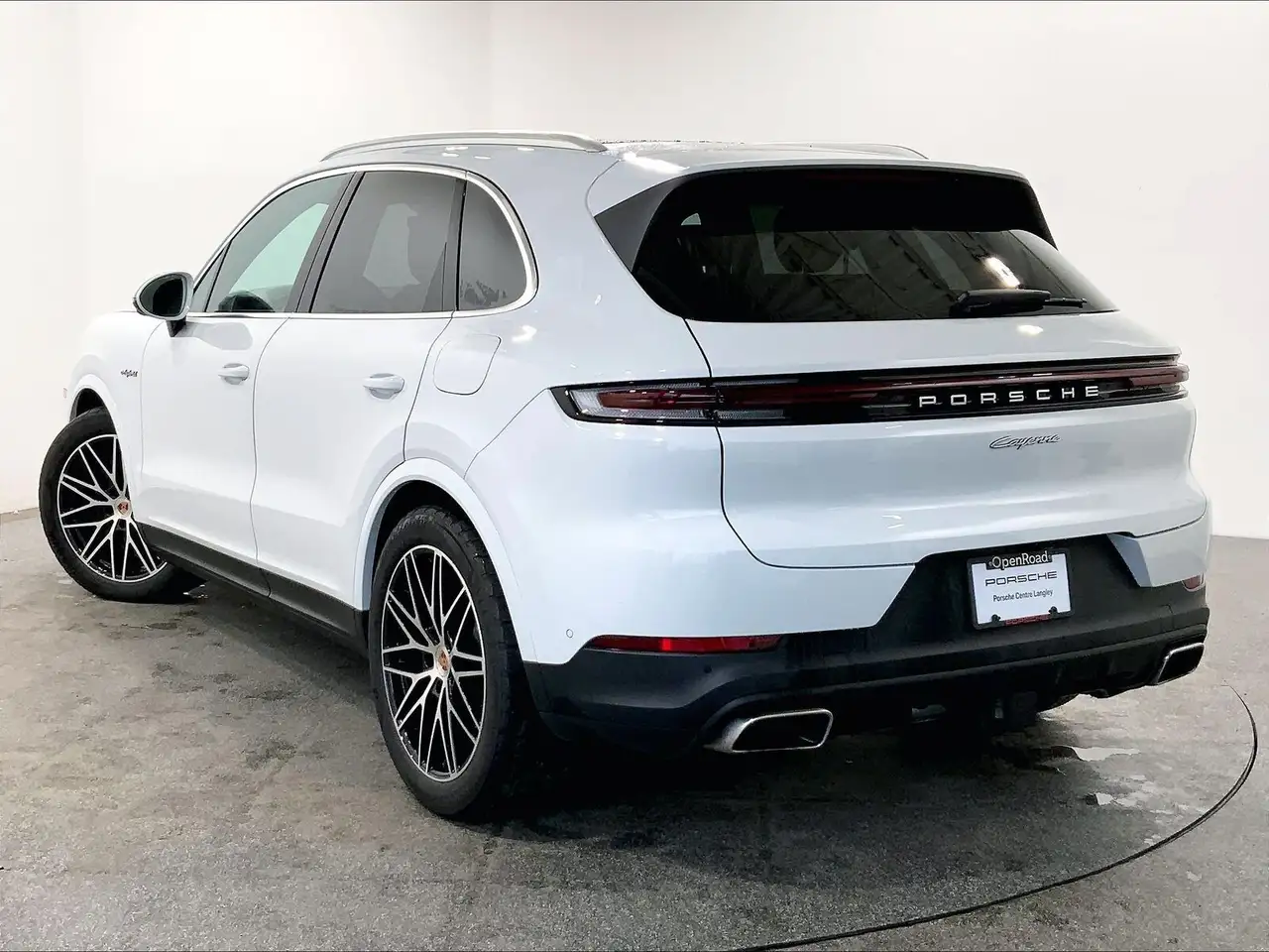 Porsche Cayenne снимка Porsche Cayenne