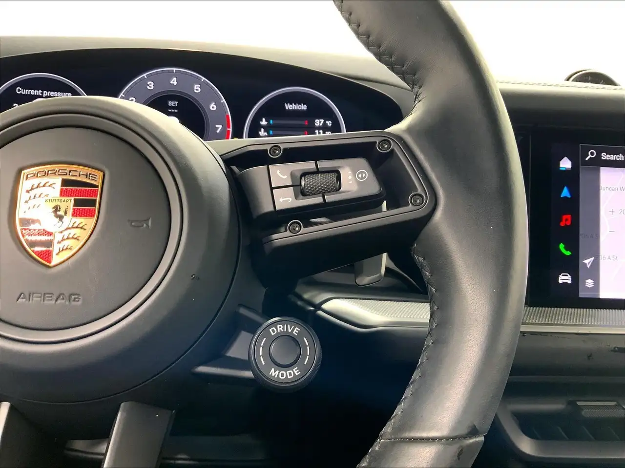 Porsche Cayenne снимка Porsche Cayenne