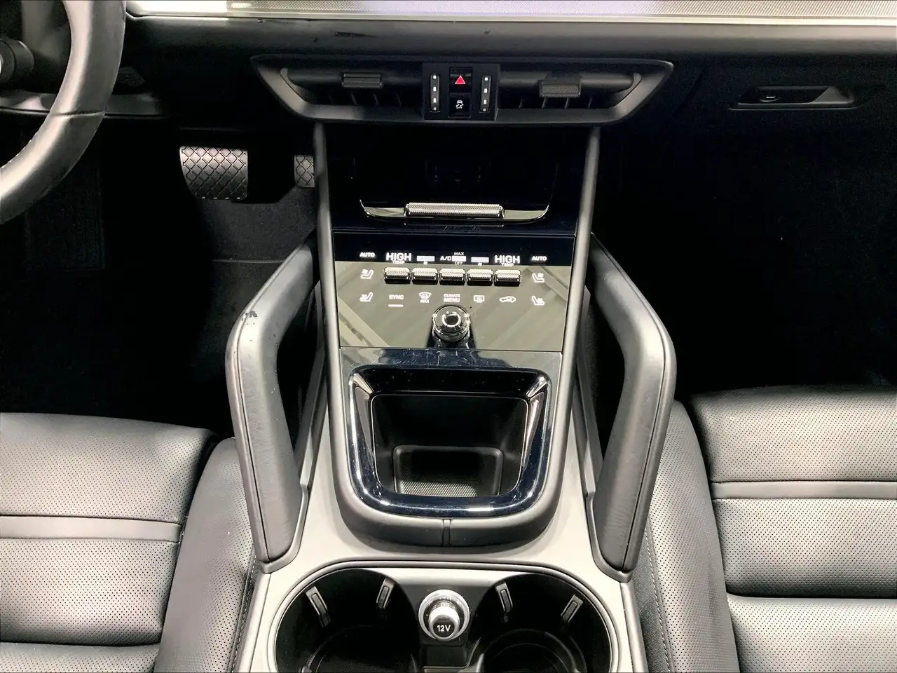 Porsche Cayenne снимка Porsche Cayenne