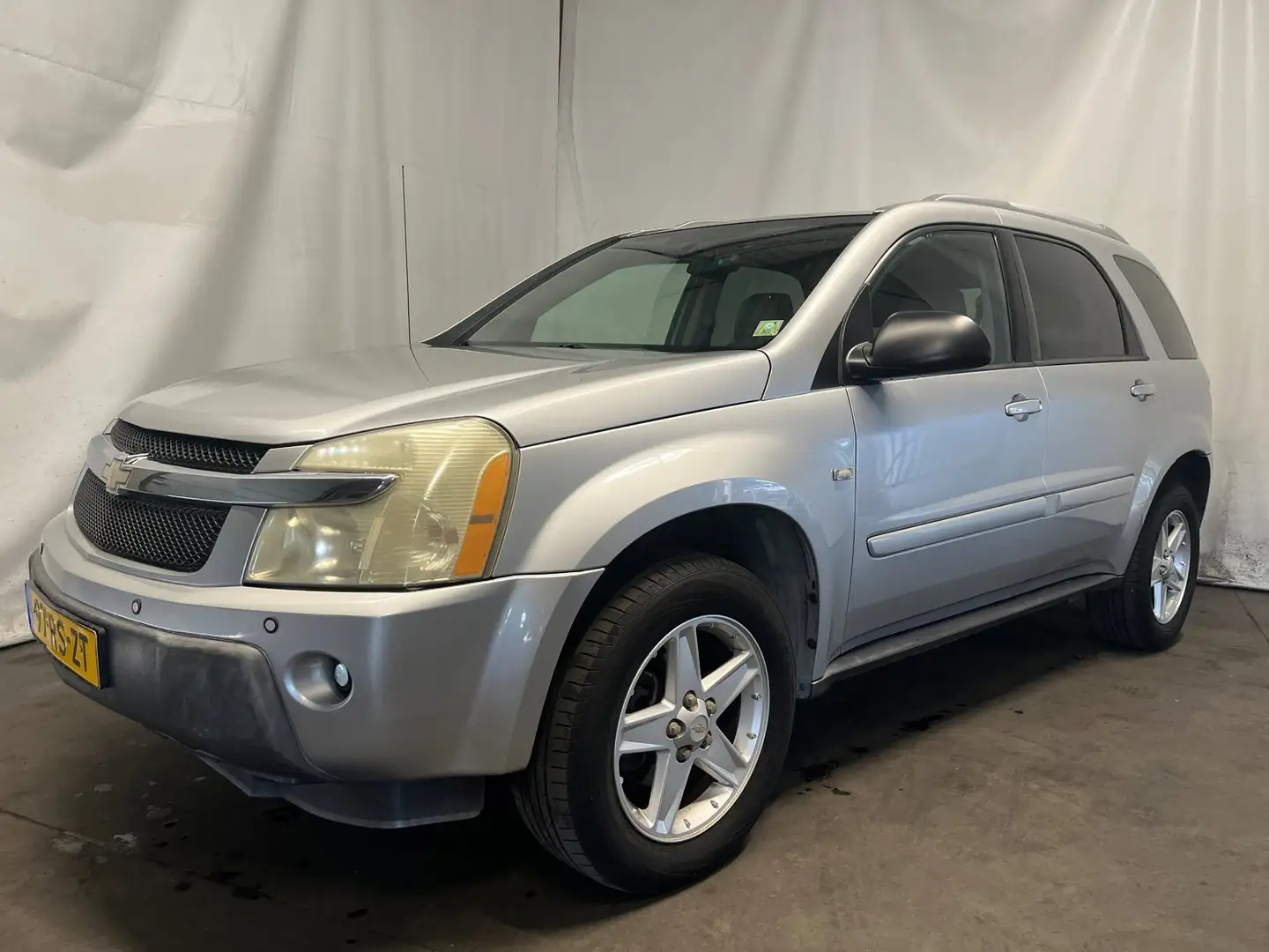 Chevrolet Sonstige CAMI (CDN) SCHADEAUTO!! Grau - 2