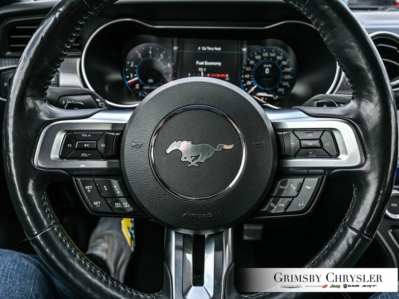 Ford Mustang снимка Ford Mustang