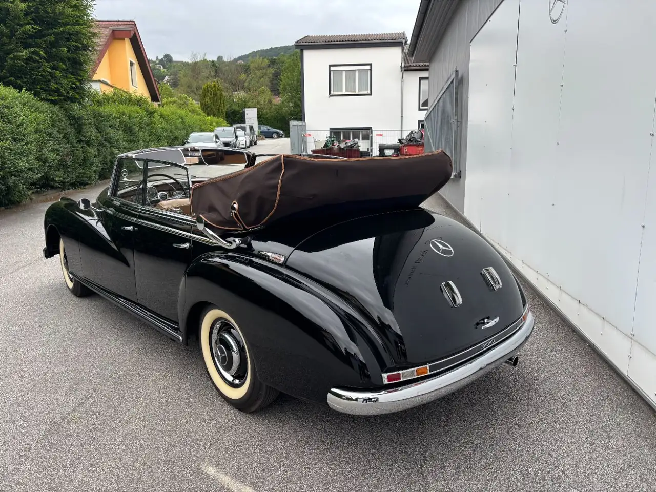 Mercedes-Benz 300 Adenauer Cabrio D Leder, foto 8