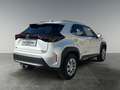 Toyota Yaris Cross 1,5 l Hybrid 4x4 Active Drive   8-fach bereift! A Weiß - thumbnail 5