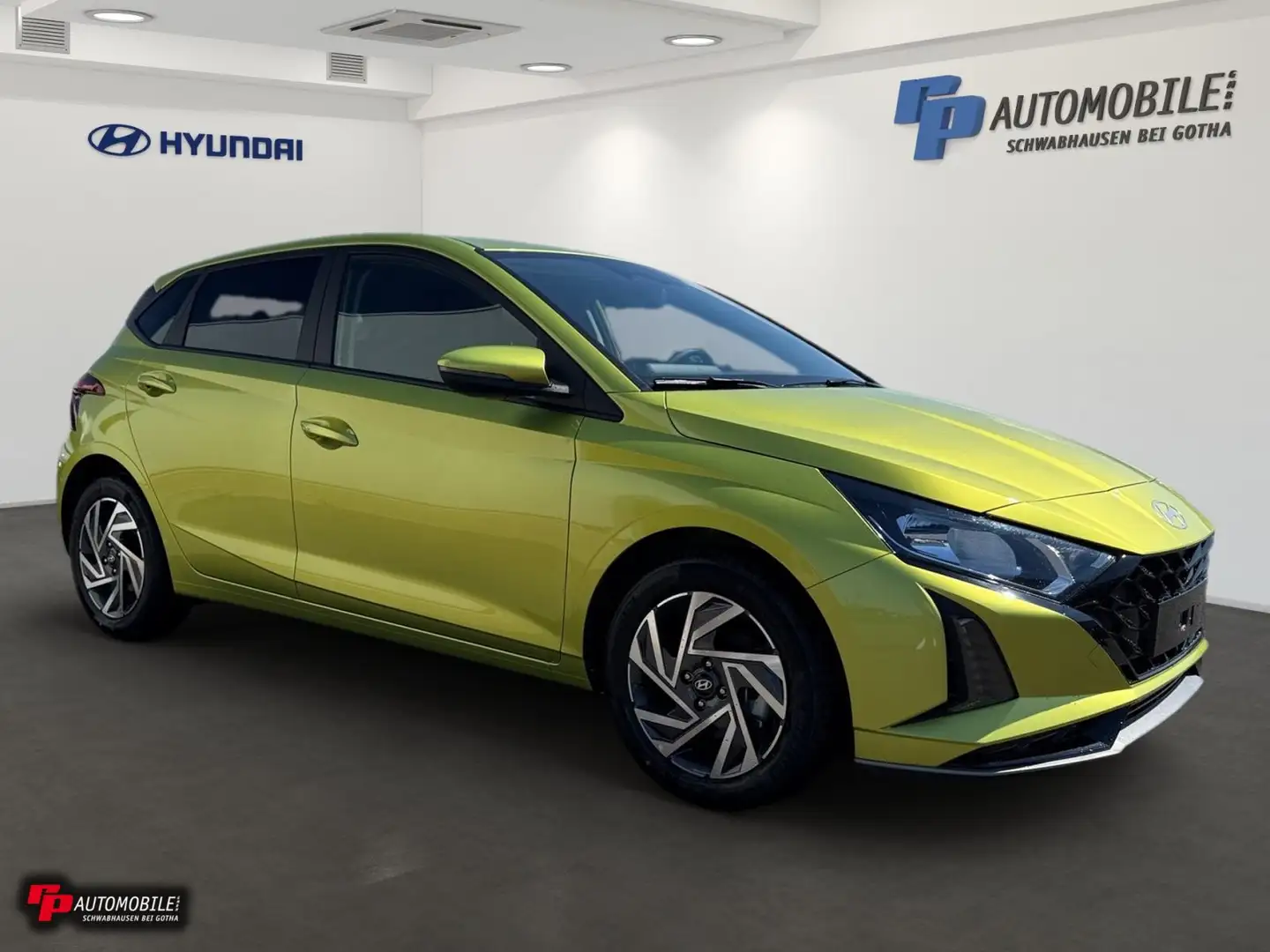 Hyundai i20 1.0 T-GDi 7-DCT Family Żółty - 2