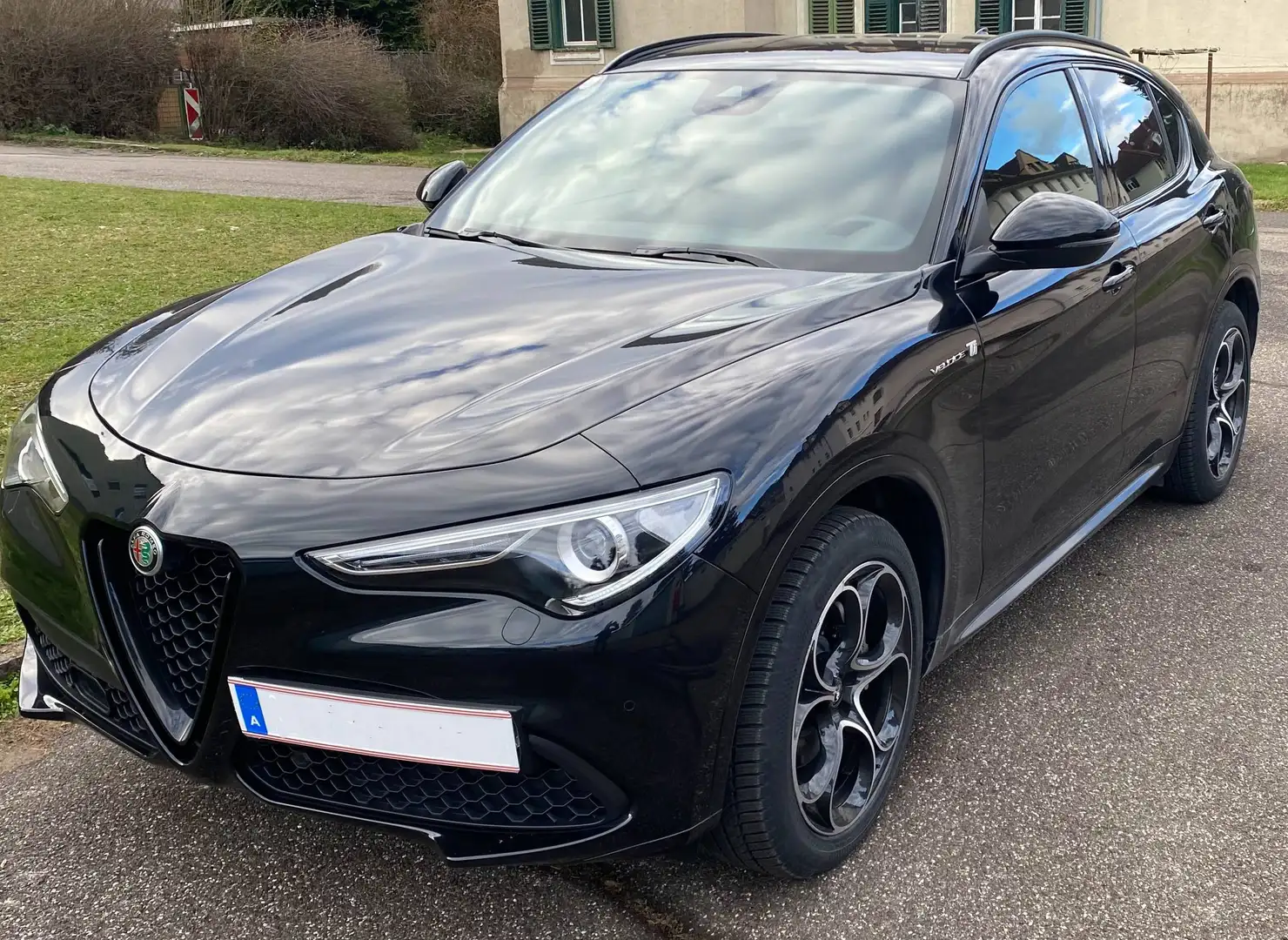 Alfa Romeo Stelvio Stelvio Ti Veloce Paket 2,0 16V 280 AT8 Q4 Ti Veloce Paket Schwarz - 1