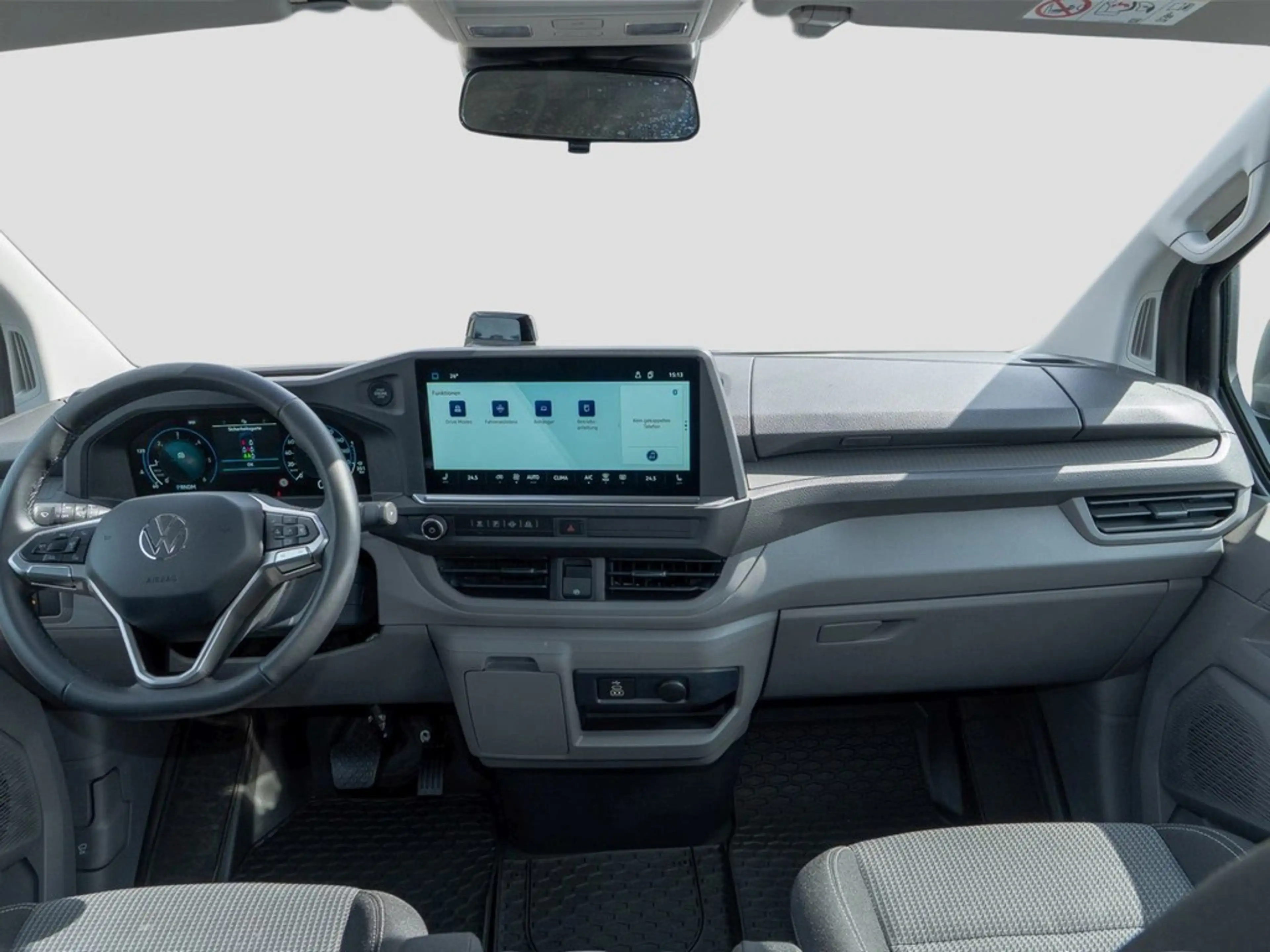 Volkswagen T7 Caravelle 2.0 TDI DSG IQ Light, Rear-View — photo 12