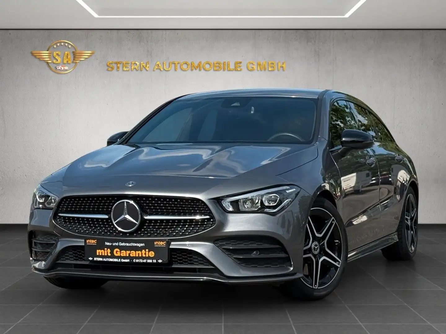 Mercedes-Benz CLA 200 Shooting Brake AMG Line Night Paket Grijs - 1