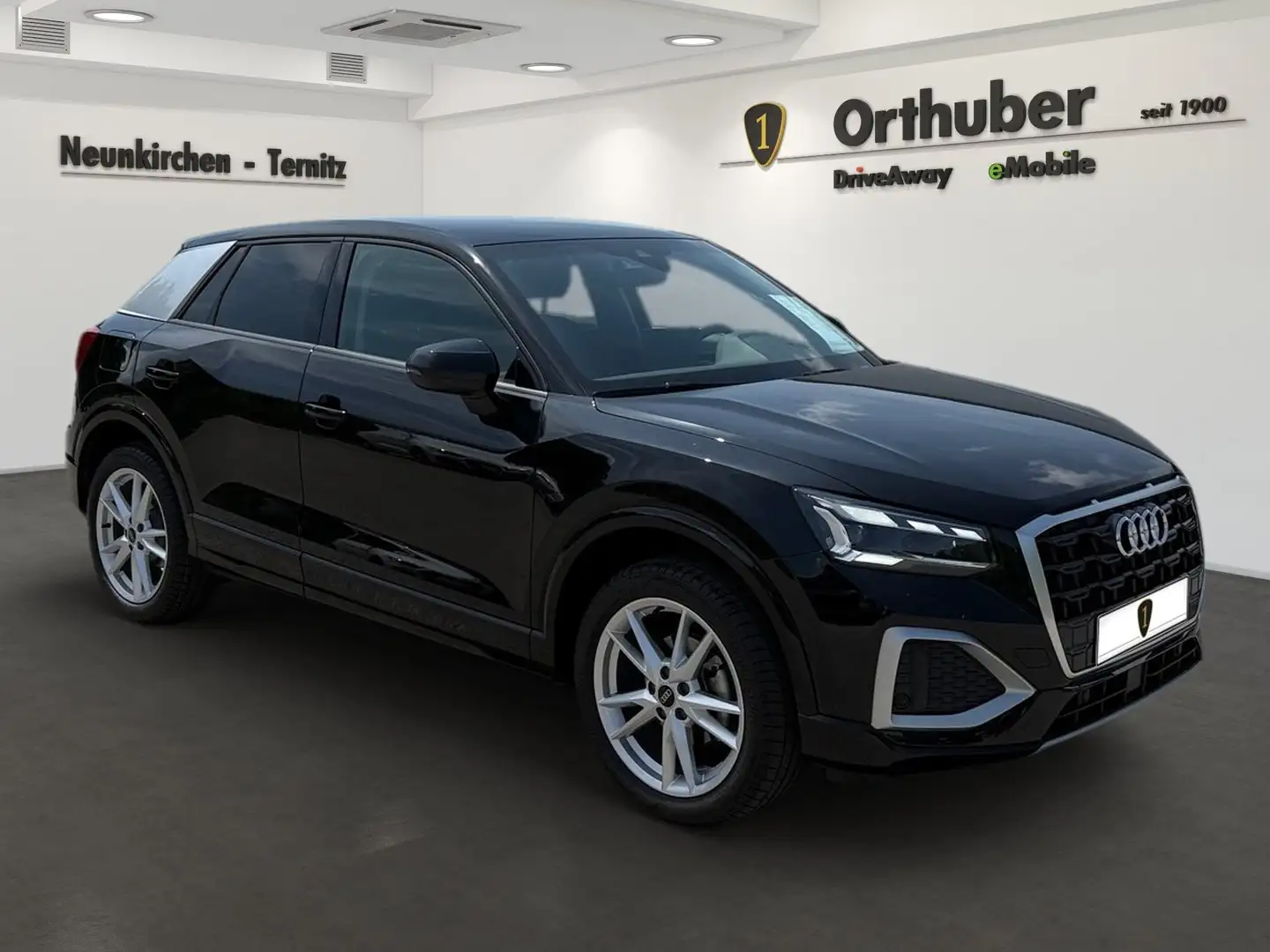 Audi Q2 30 TFSI admired Zwart - 2