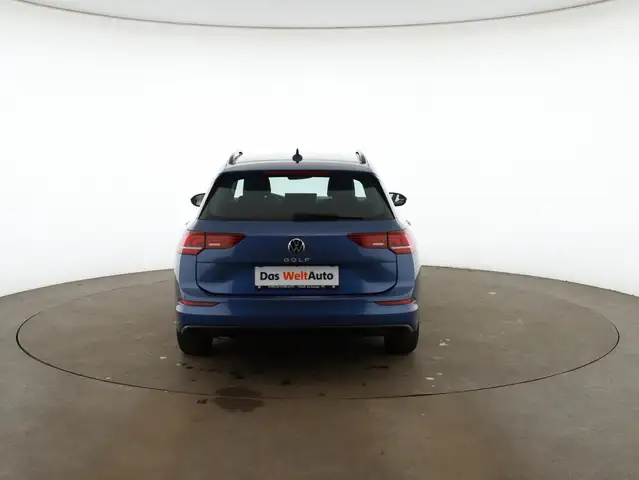 Volkswagen Golf view 6