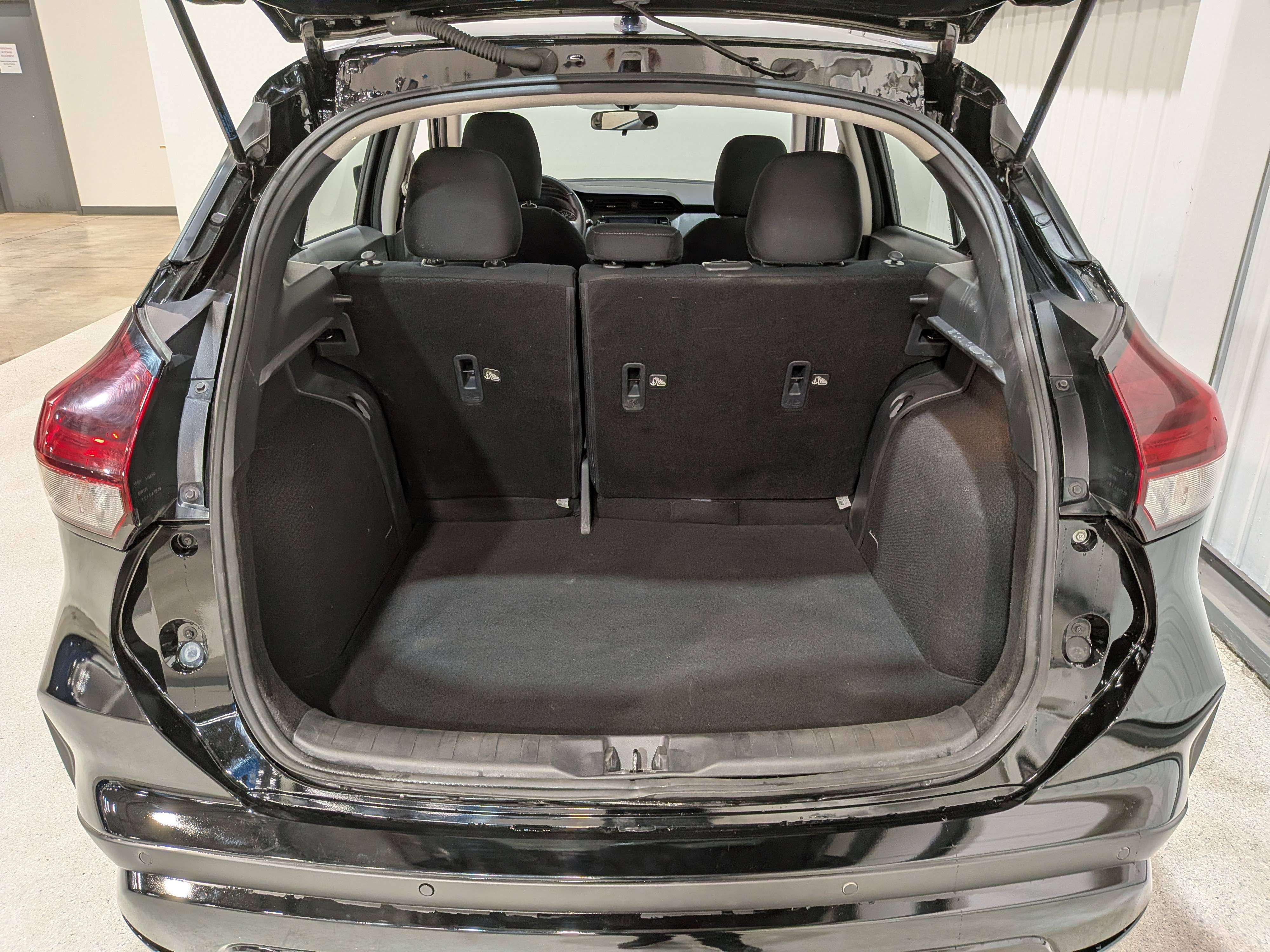 Nissan Kicks 2025