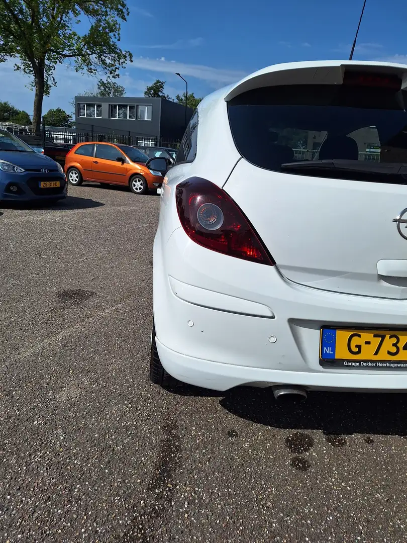 Opel Corsa 1.6-16V GSI Wit - 2