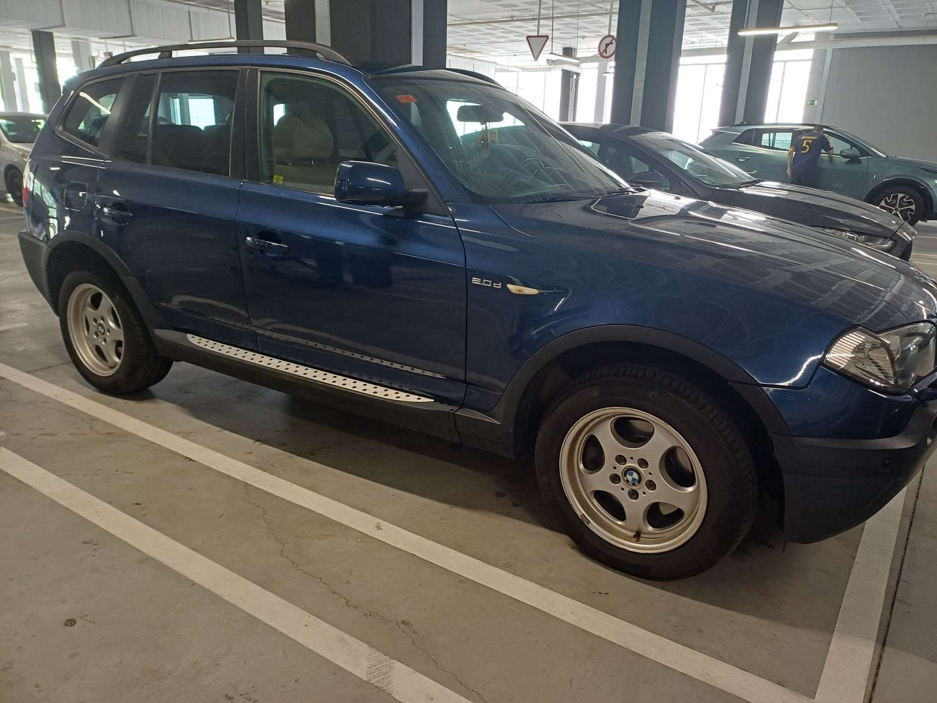 BMW X3 2.0d - foto 1