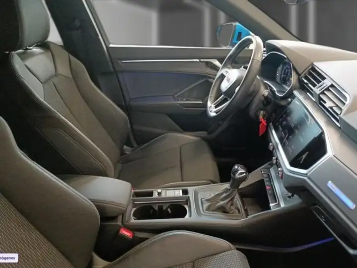 Audi Q3 2022, foto 15