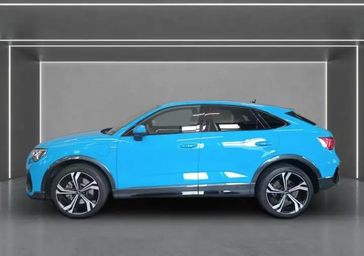 Audi Q3 2022, foto 4