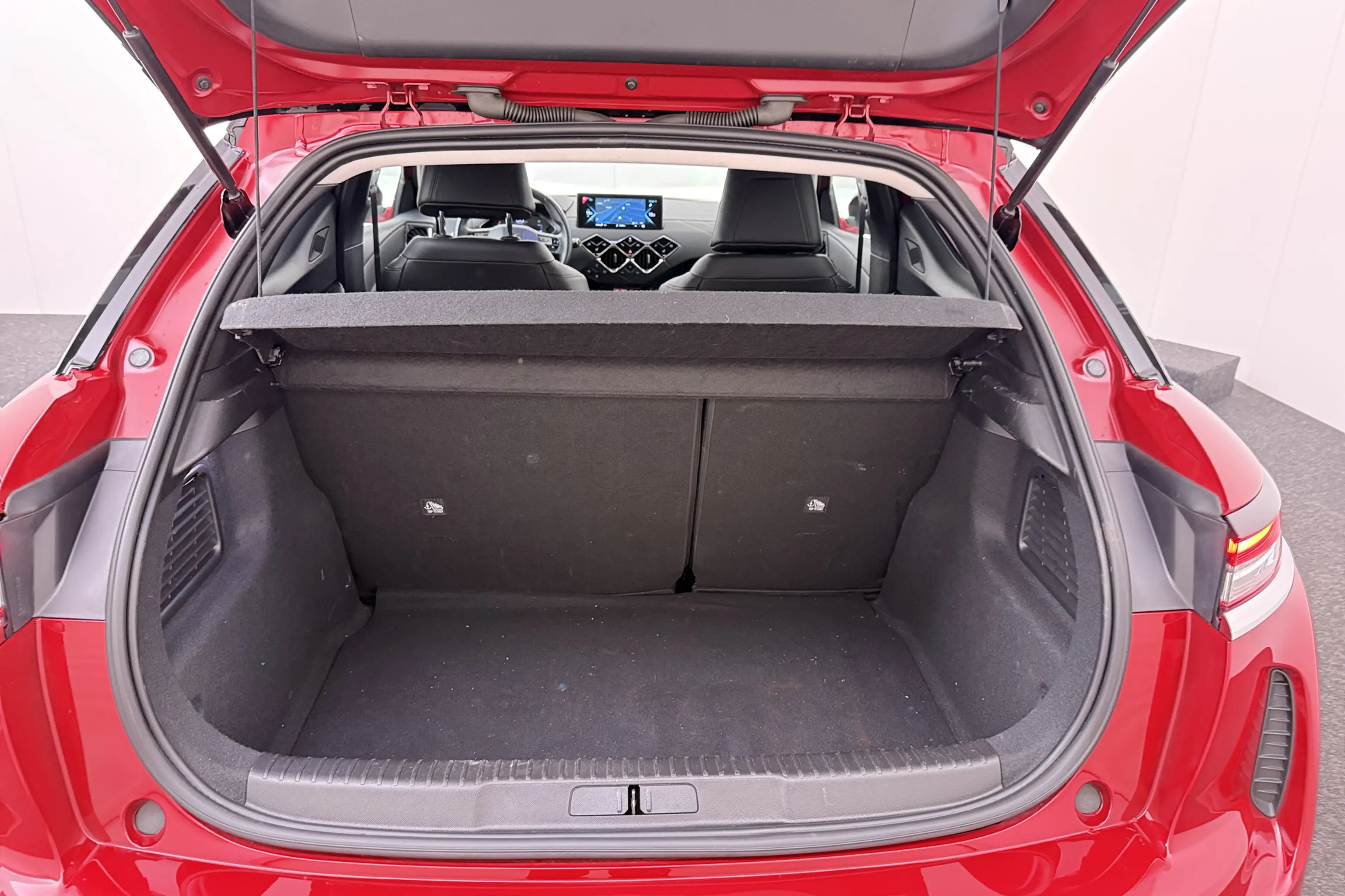 DS Automobiles DS 3 Crossback Opéra Plus 50 kWh (94% SOH) Leder 360* Camera Adap — photo 14