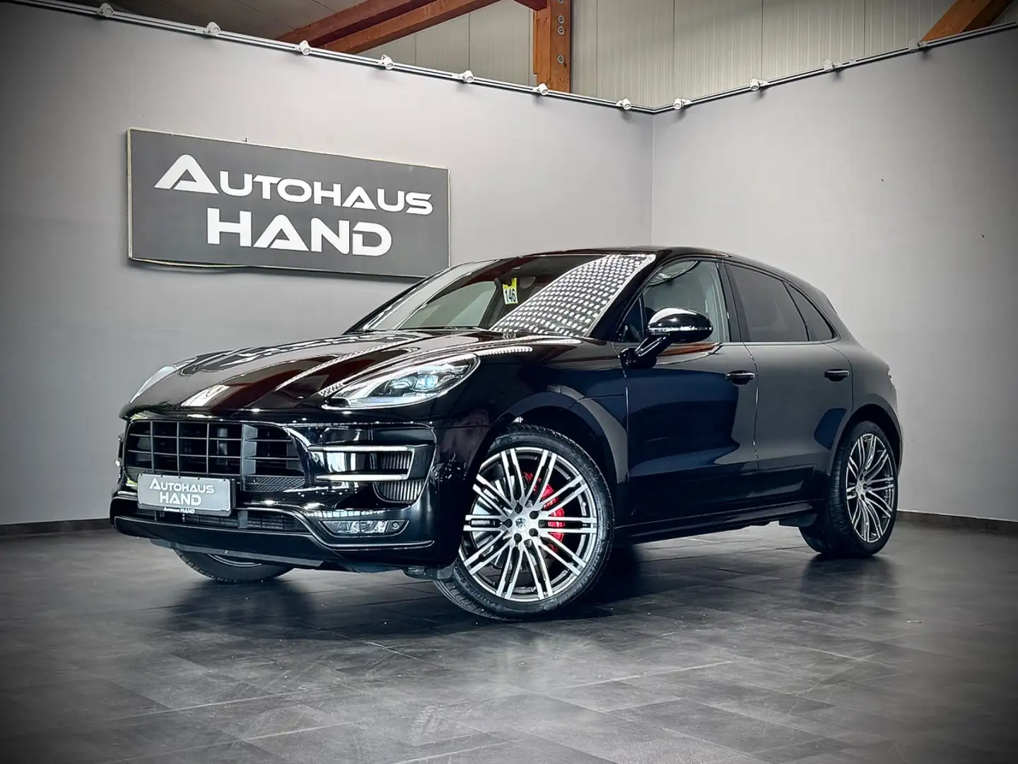 Porsche Macan Turbo*PANO*BOSE*CHRONO*CARPLAY*2.Hd Noir - 1