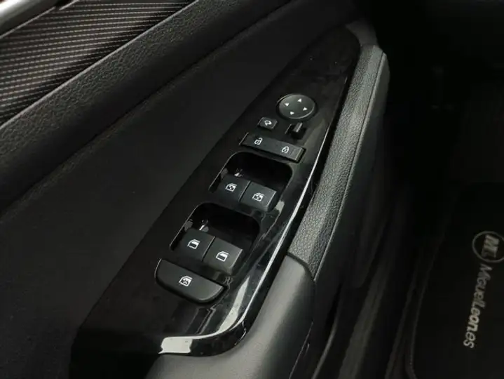 Kia Sportage 2023, foto 21