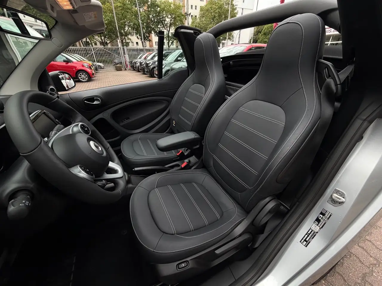 smart forTwo 2023 — фото 23