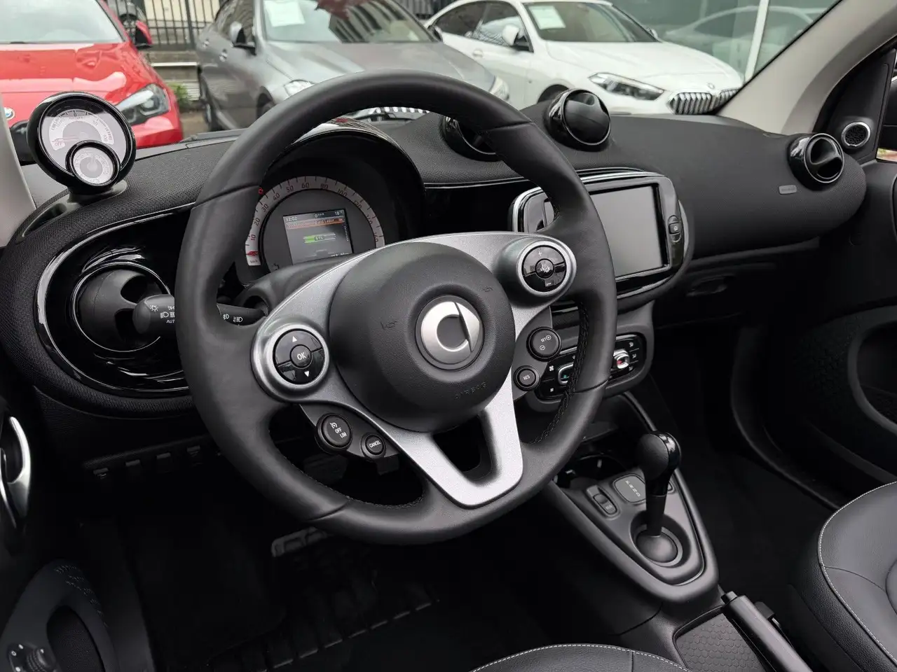 smart forTwo 2023 — фото 28