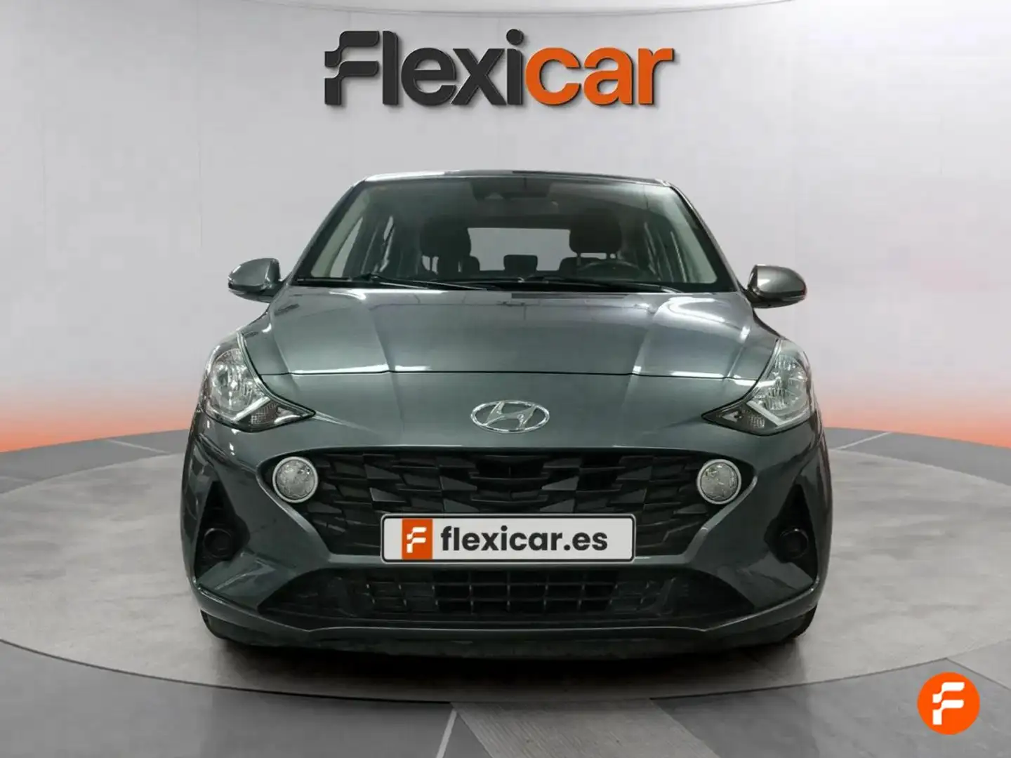 Hyundai i10 1.0 MPI Klass Gris - 2