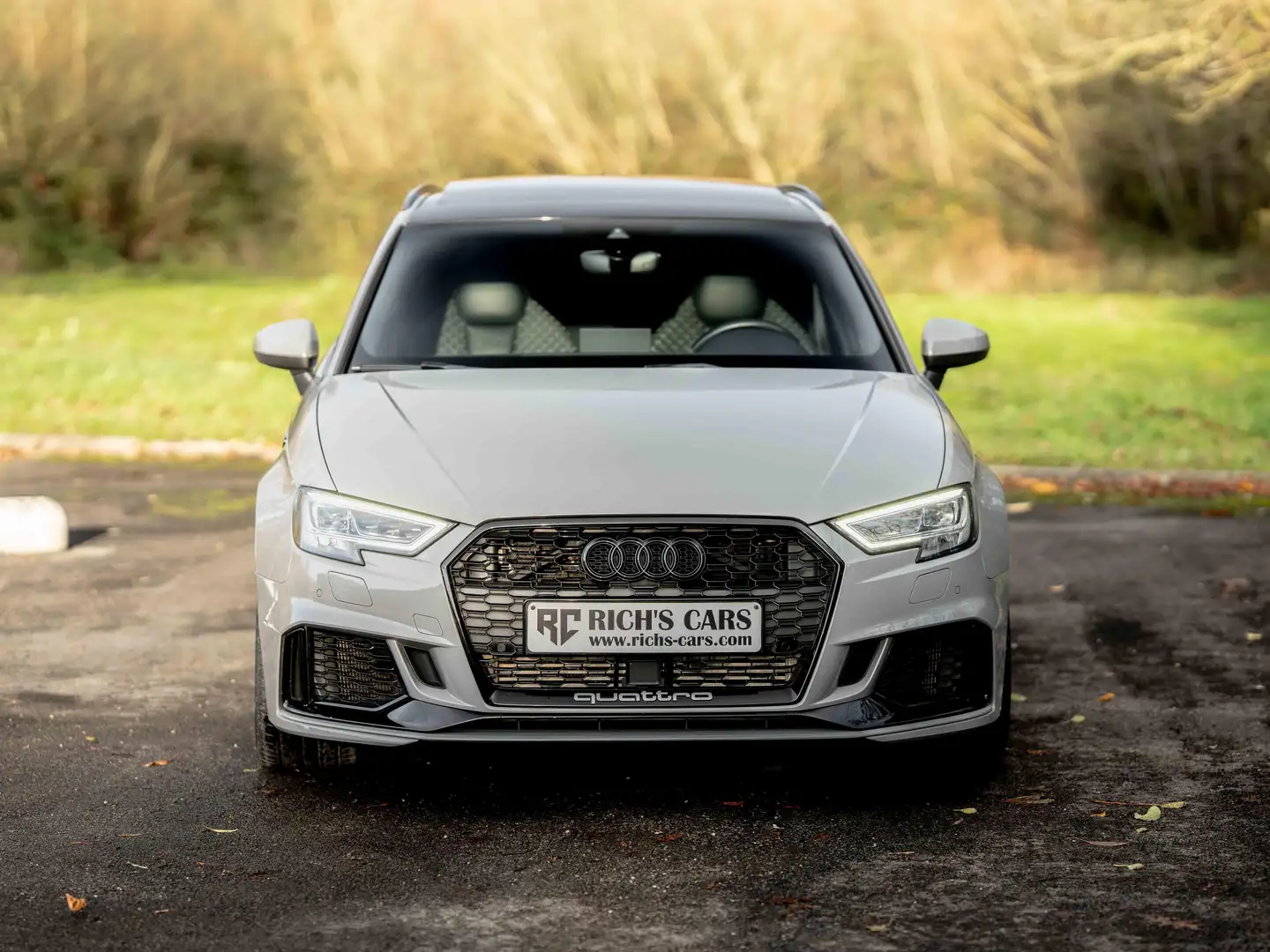 Audi RS3 RS3 Sportback S tronic Full Option Grau - 2