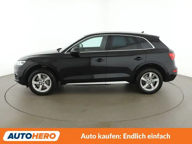 Audi Q5 view 3