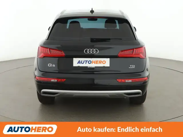 Audi Q5 view 5