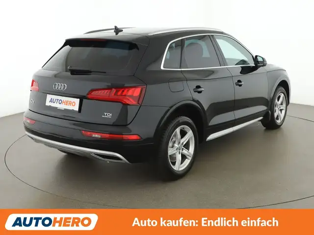 Audi Q5 view 6