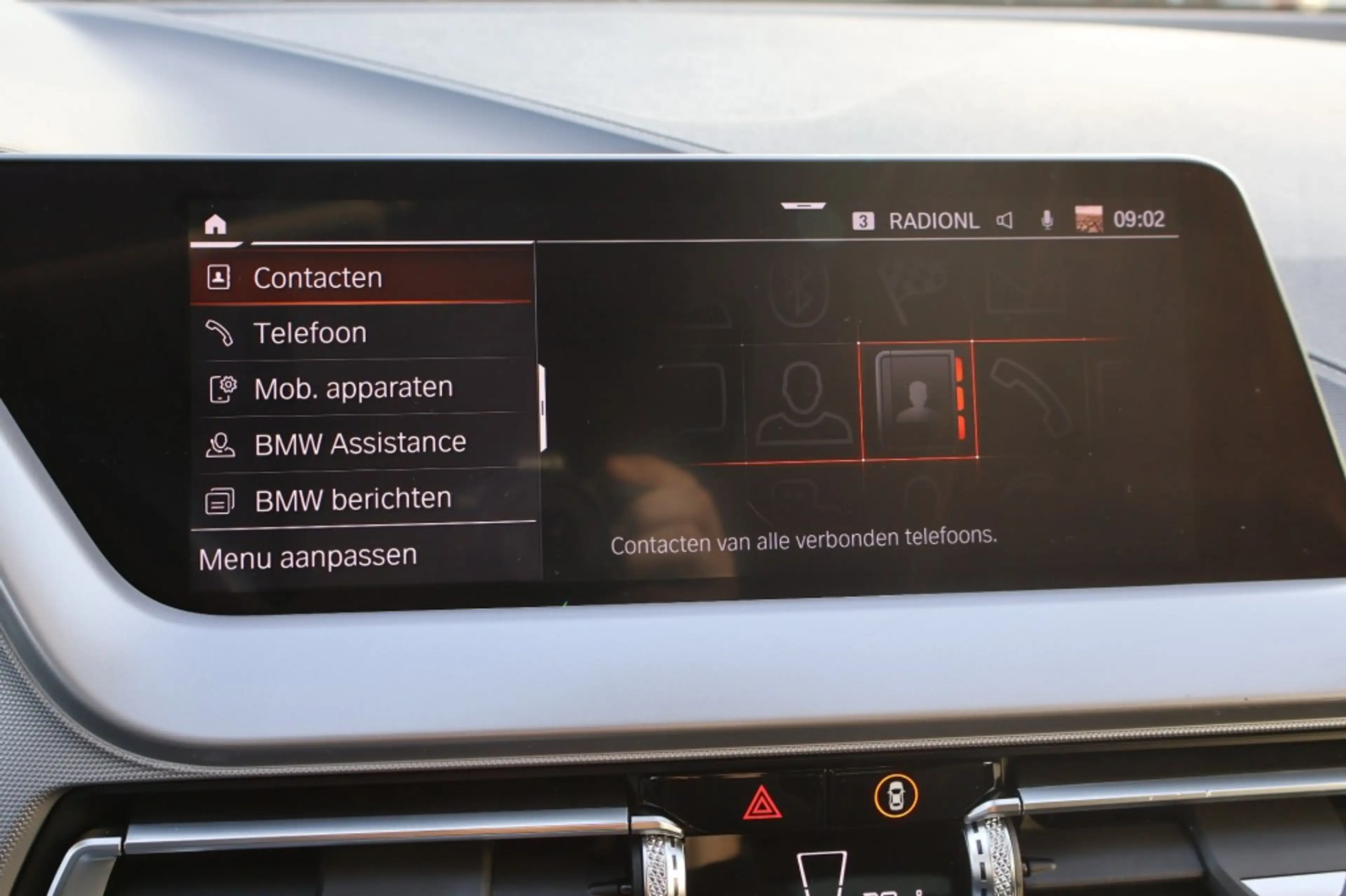 BMW 118 118i Automaat / Navi / PDC / LED / ECC / Carplay — photo 34