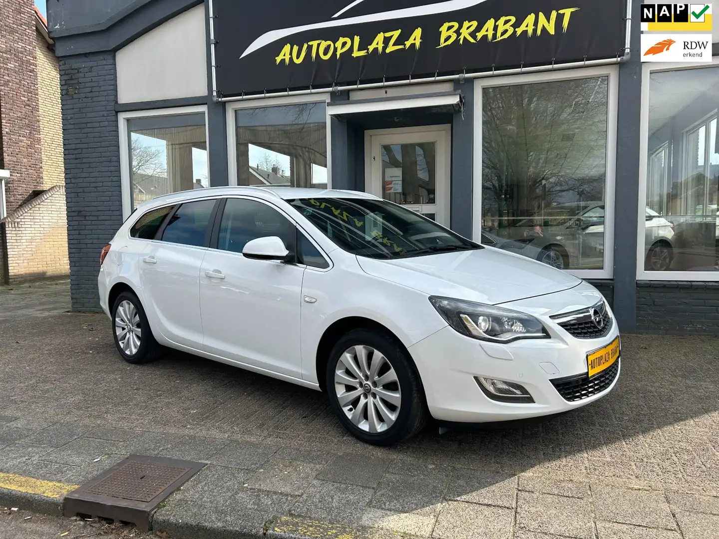 Opel Astra Sports Tourer 1.4 Turbo / NAVI / CRUISE / PDC / XE Blanco - 1