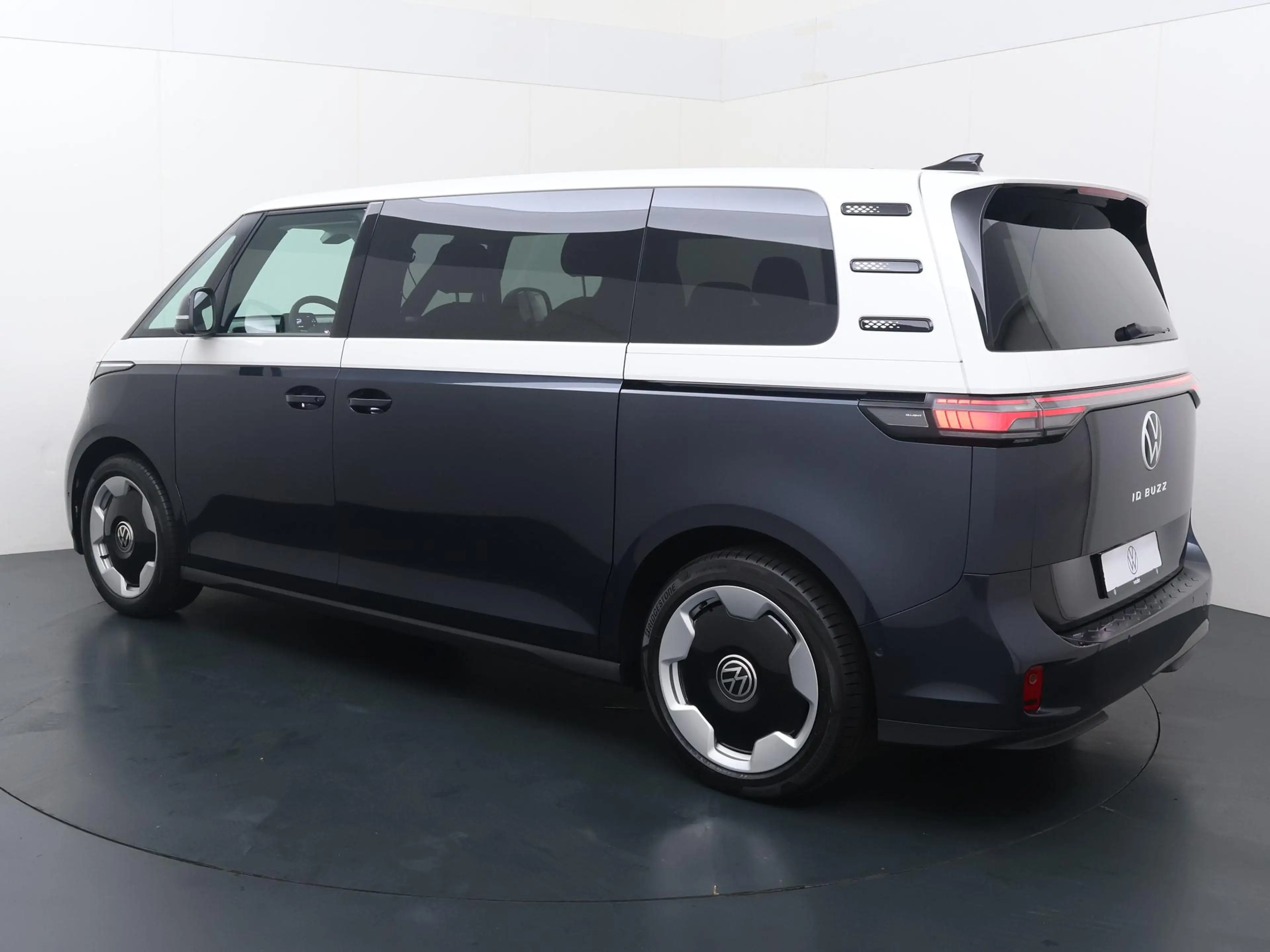 Volkswagen ID. Buzz Bedrijfswagens Pro Bulli Limited Elektromotor 210 — photo 4