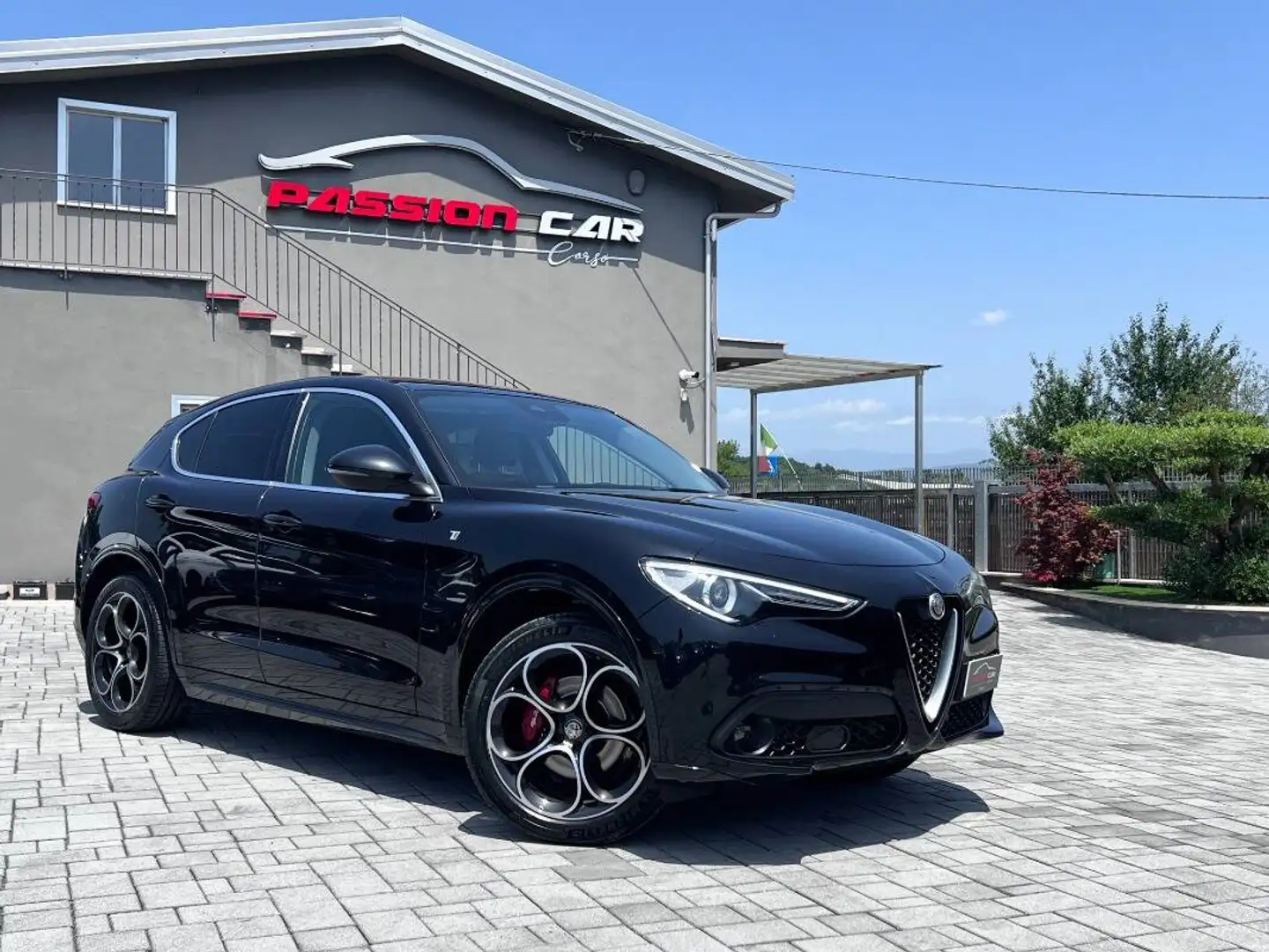 Alfa Romeo Stelvio 2.2 t Ti Q4 190cv auto Noir - 1