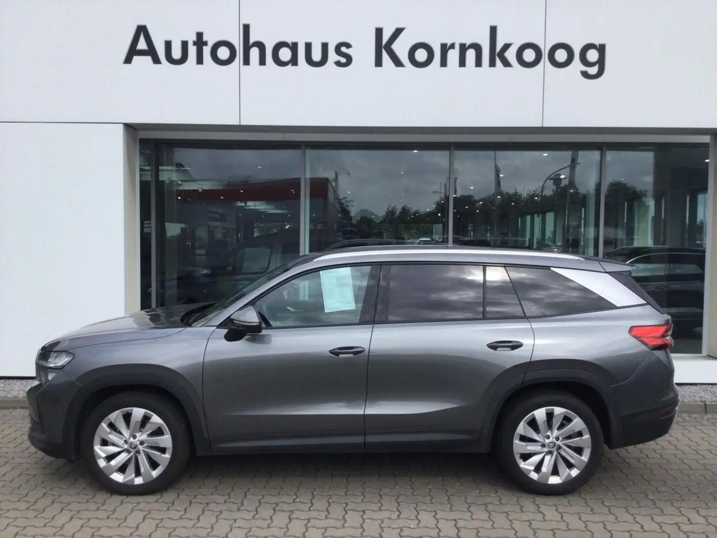 Skoda Kodiaq 1.5 TSI DSG mHEV Selection 7-Sitzer AHK LED Gris - 1