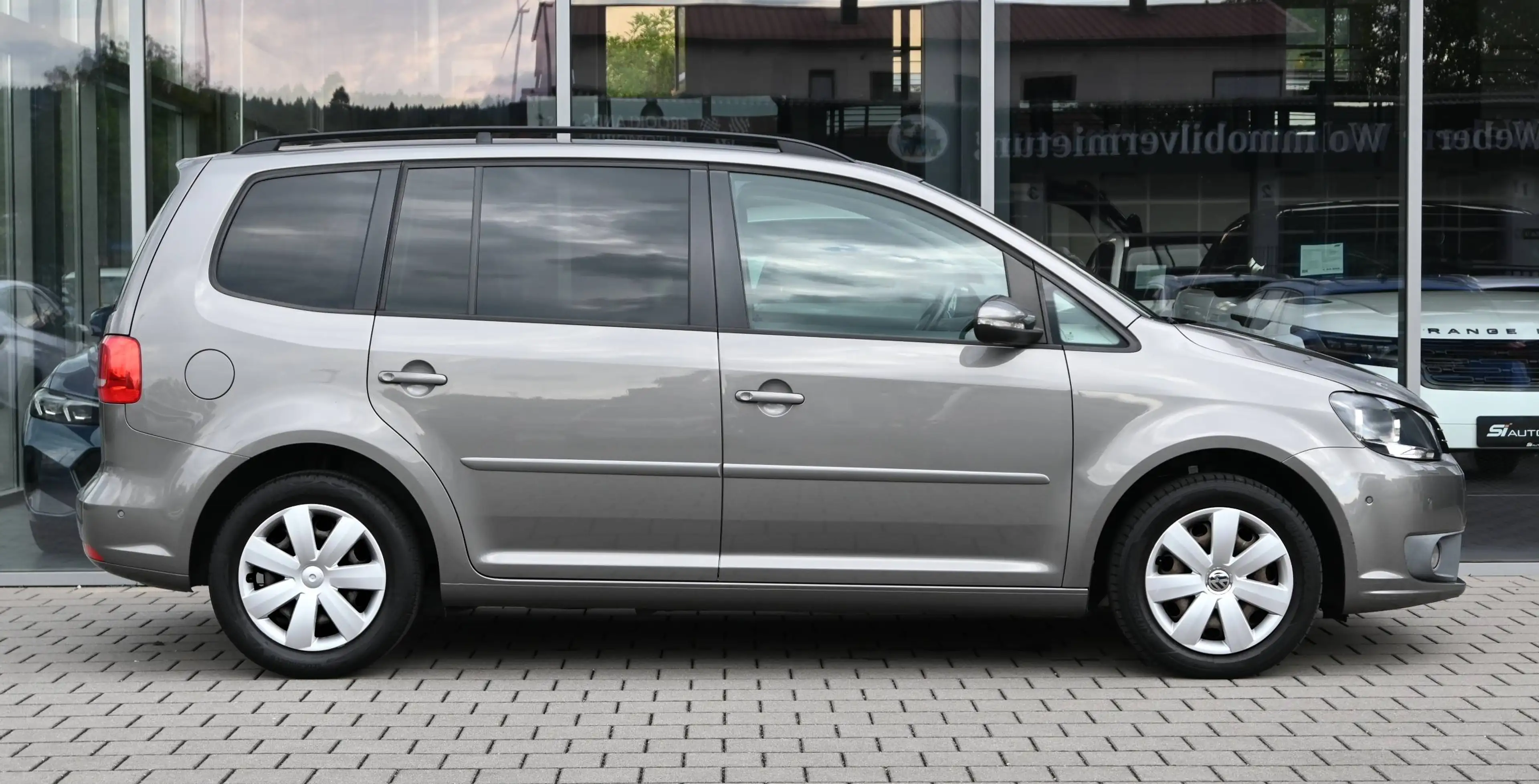 Volkswagen Touran 1.6 TDI DPF Comfortline °7-SITZE°KAMERA°02.28°2.HAND° — photo 6