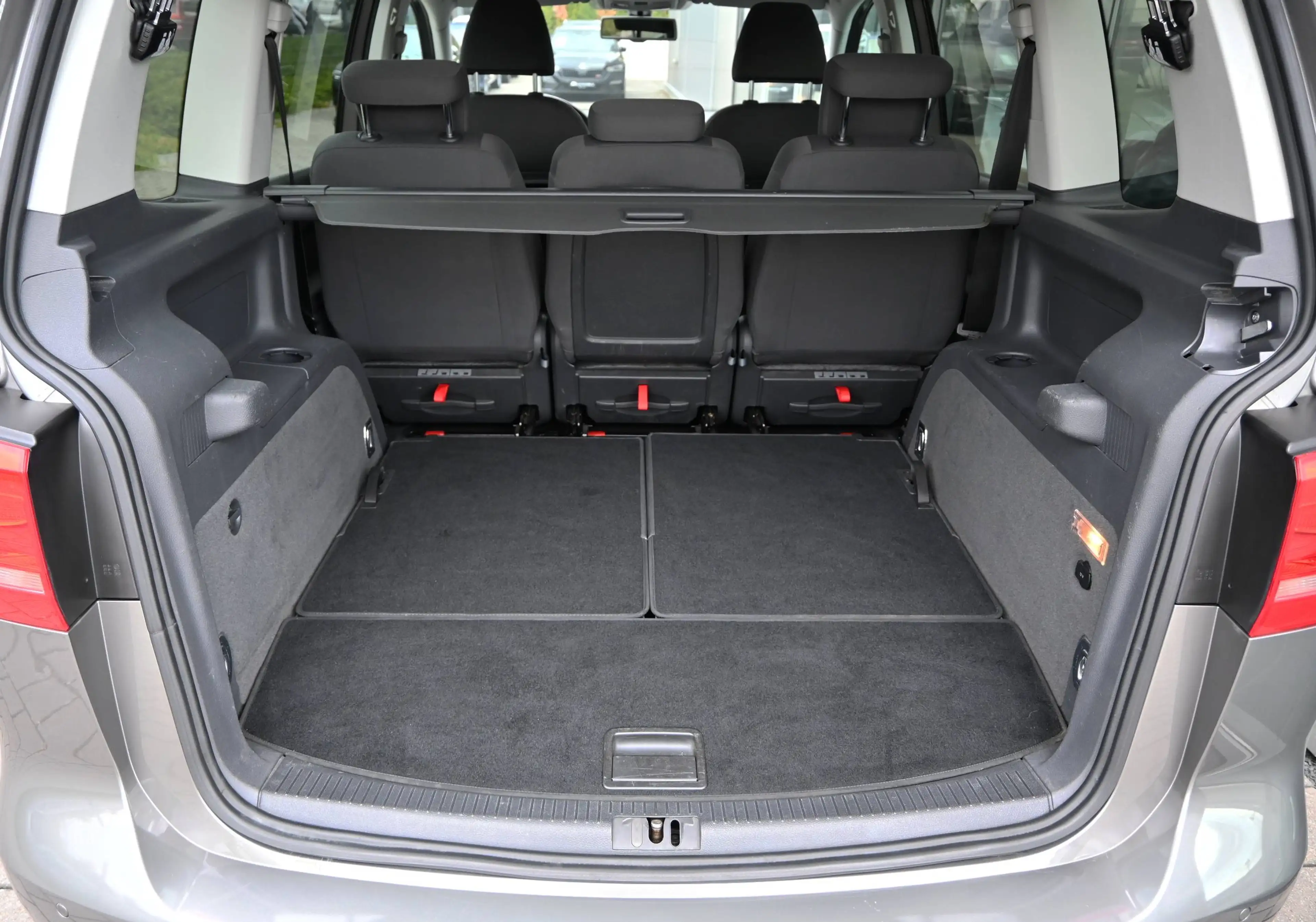 Volkswagen Touran 1.6 TDI DPF Comfortline °7-SITZE°KAMERA°02.28°2.HAND° — photo 15
