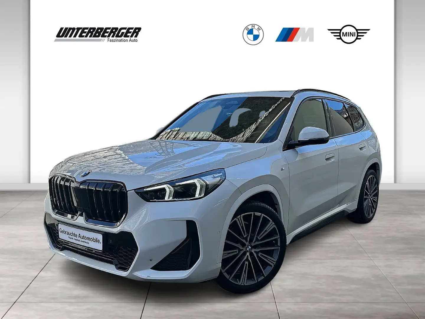 BMW X1 xDrive23i Weiß - 1