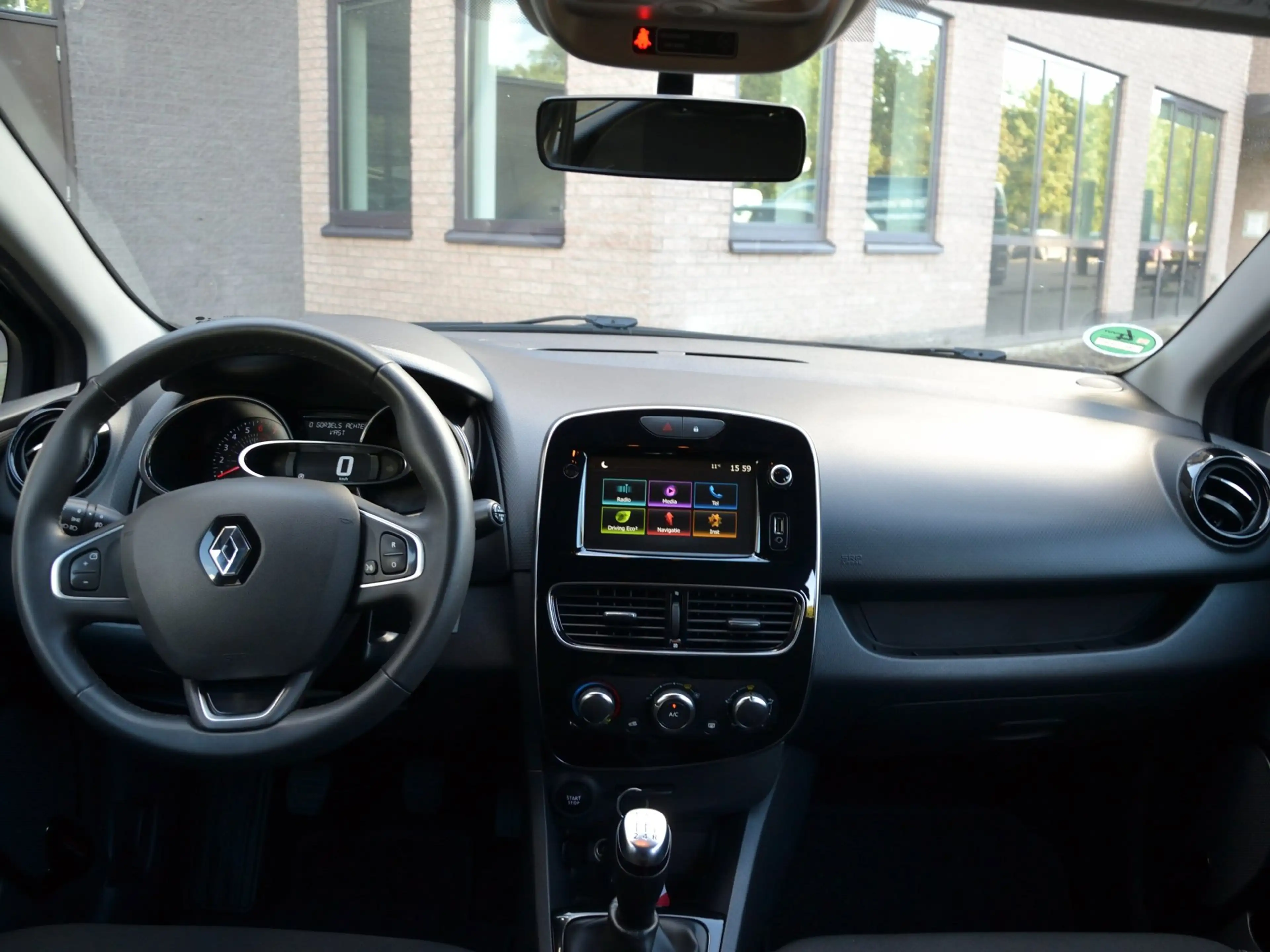 Renault Clio Estate 0.9 TCe Limited | Navigatie | Cruise Contro — photo 9