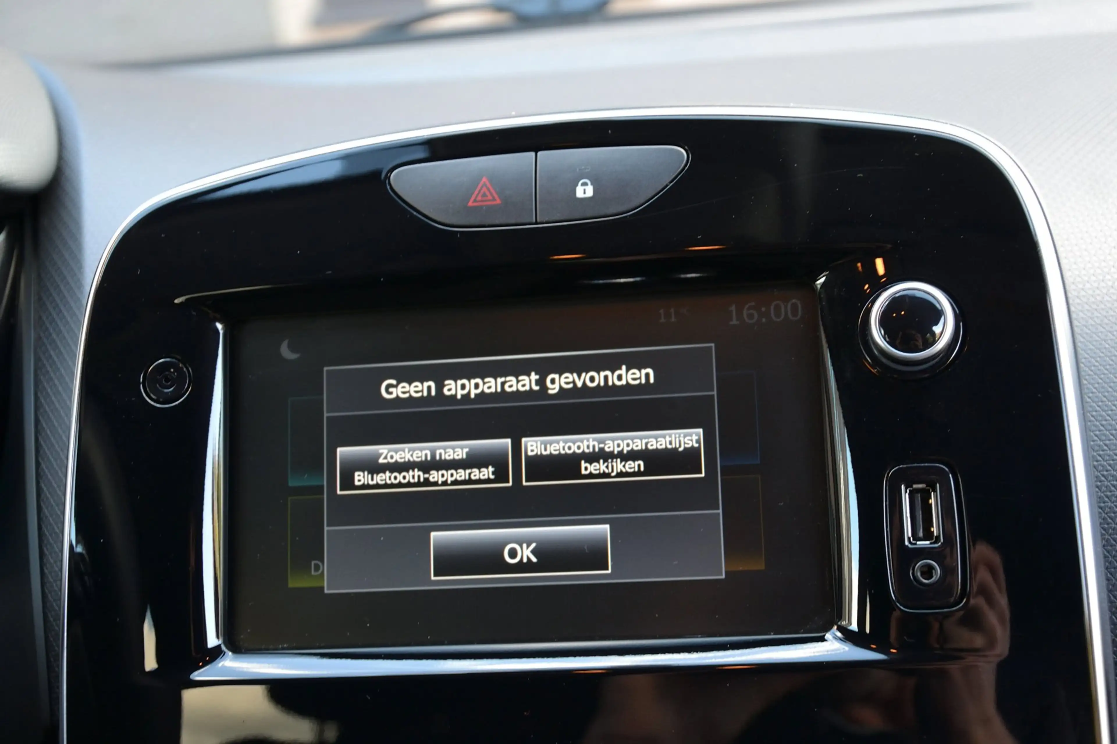 Renault Clio Estate 0.9 TCe Limited | Navigatie | Cruise Contro — photo 12