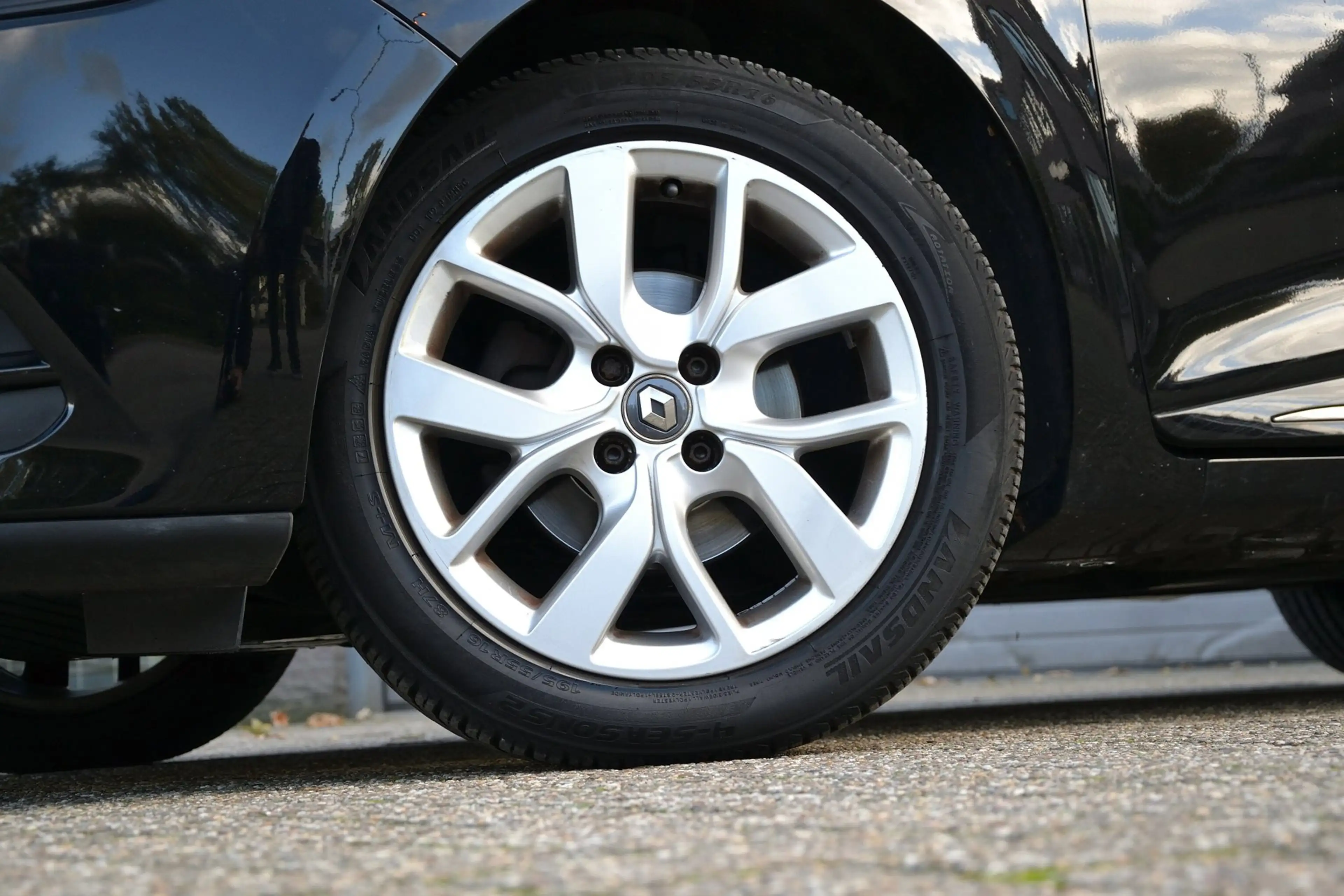 Renault Clio Estate 0.9 TCe Limited | Navigatie | Cruise Contro — photo 5