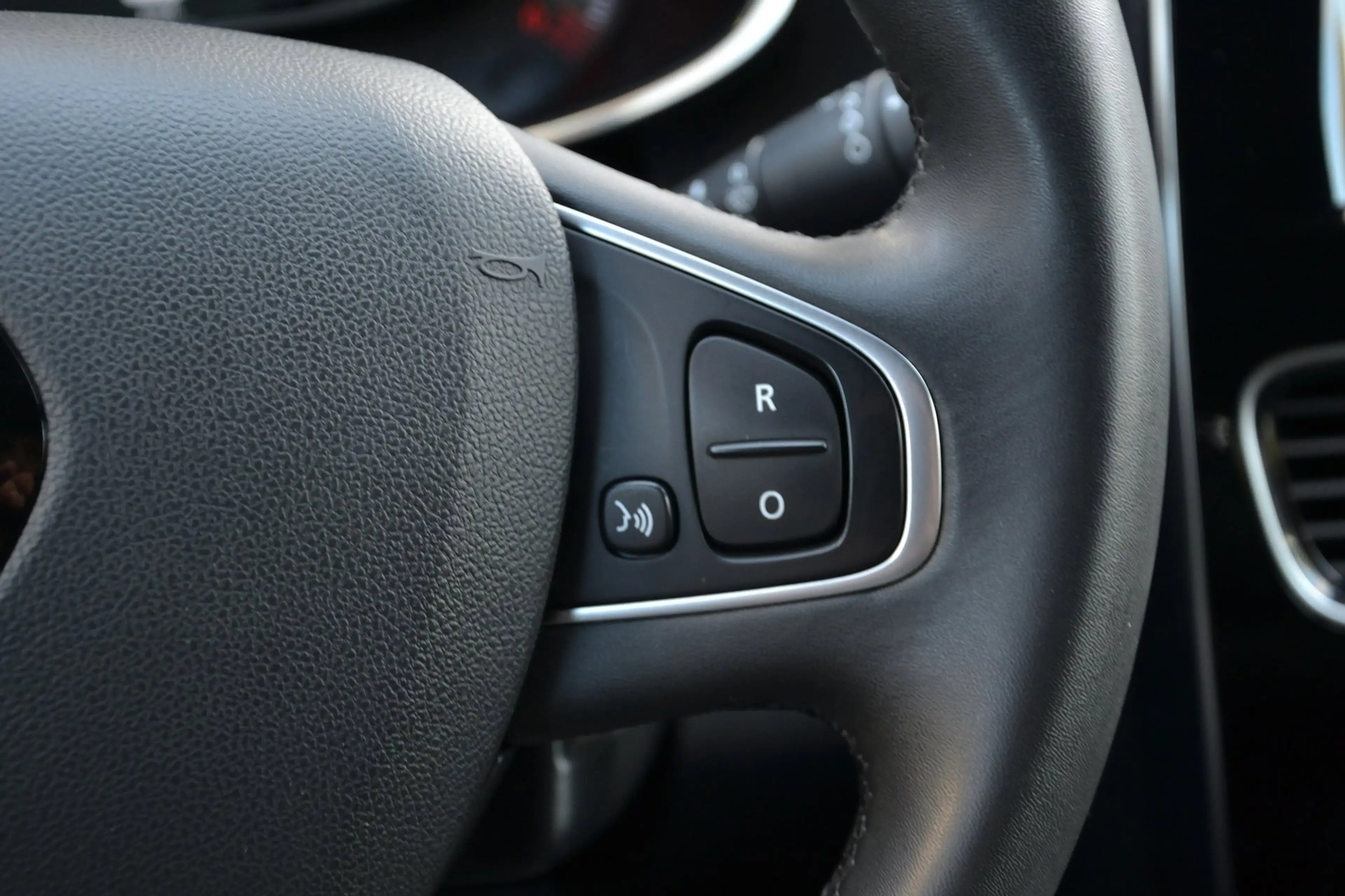Renault Clio Estate 0.9 TCe Limited | Navigatie | Cruise Contro — photo 16