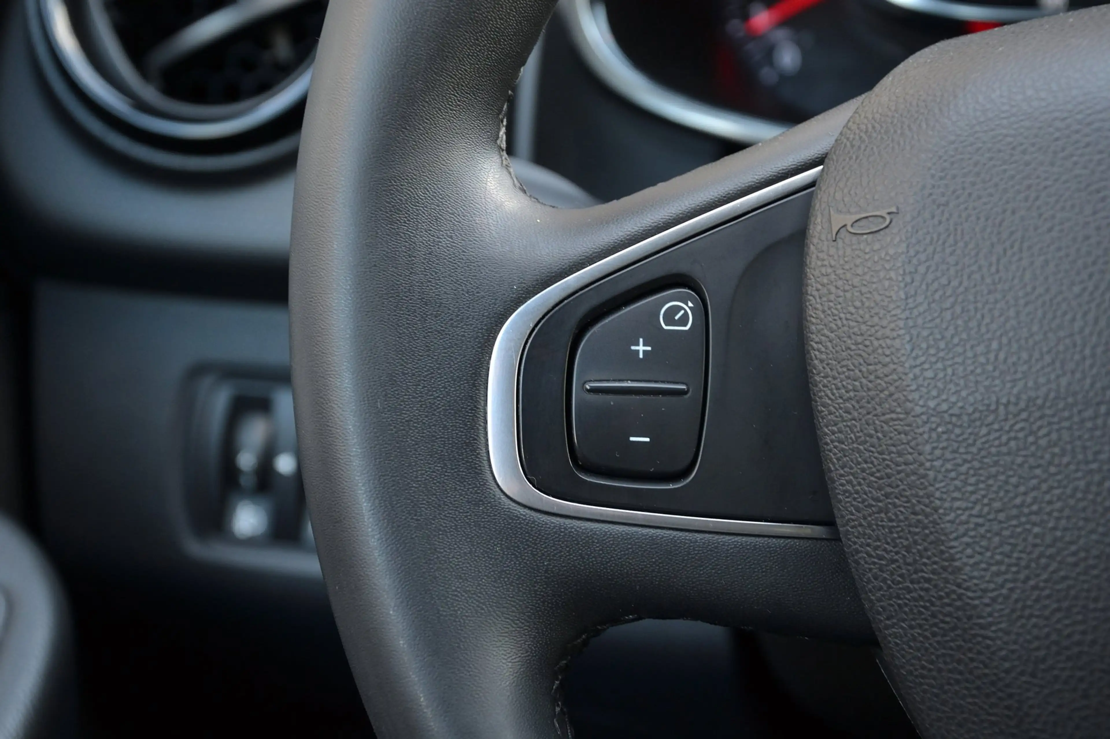 Renault Clio Estate 0.9 TCe Limited | Navigatie | Cruise Contro — photo 15