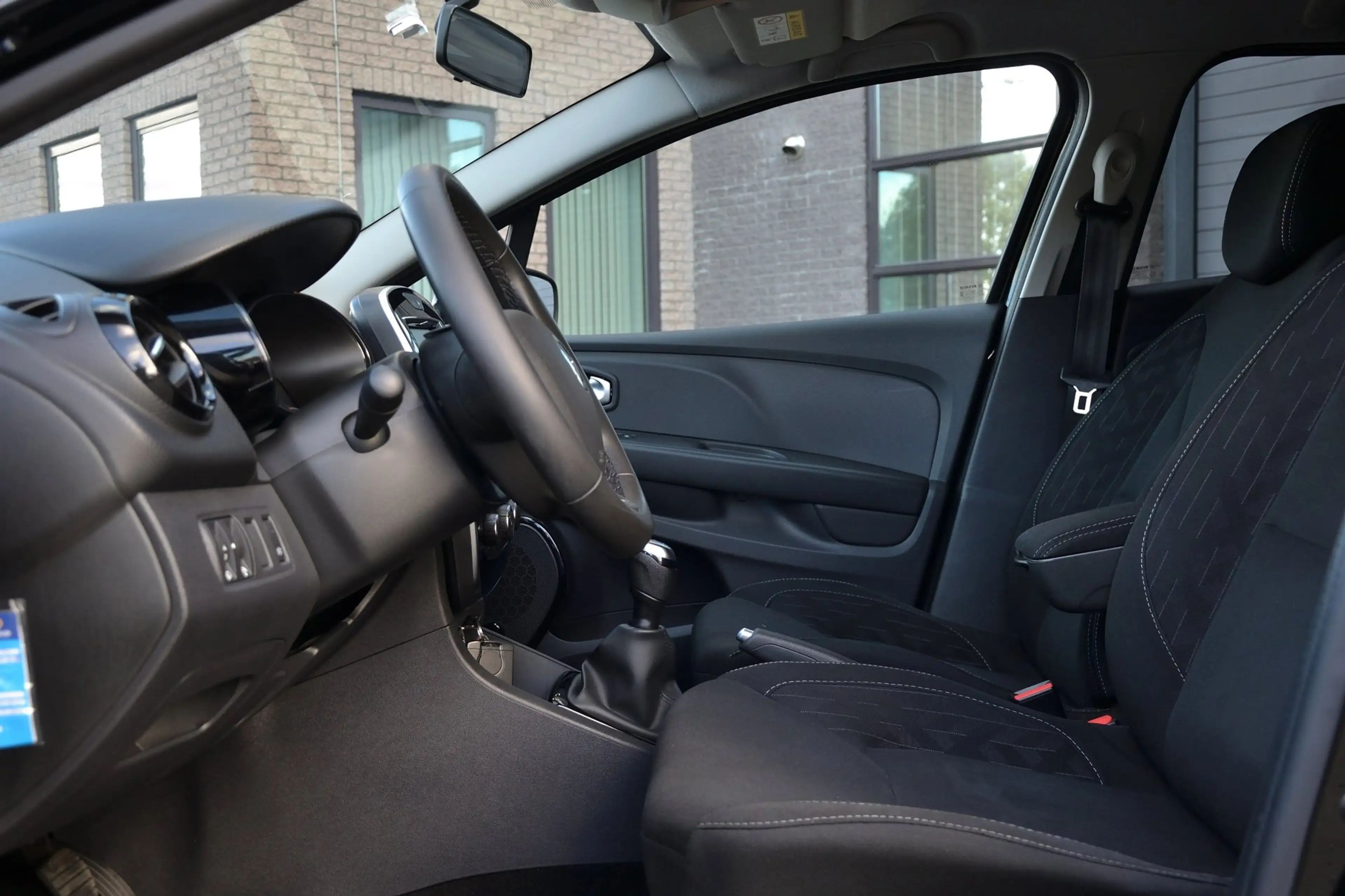 Renault Clio Estate 0.9 TCe Limited | Navigatie | Cruise Contro — photo 8
