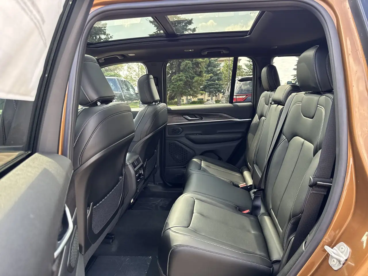 Jeep Grand Cherokee 2026 — фото 19