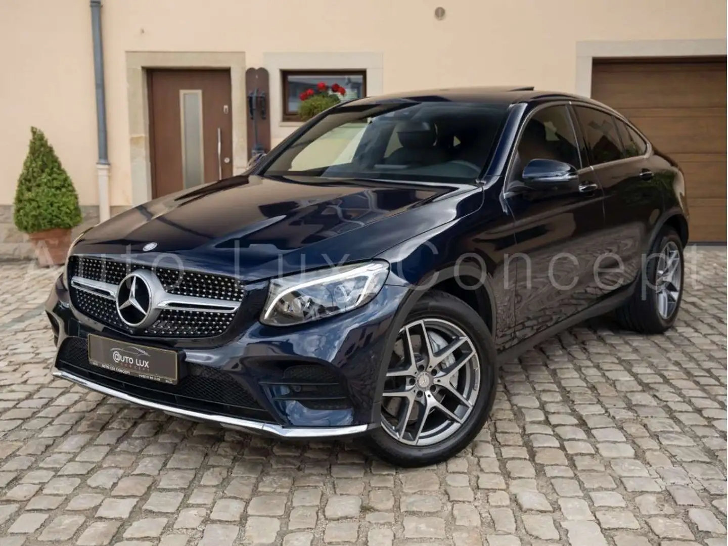 Mercedes-Benz GLC 220 d 4MATIC Coupé AMG/Schiebedach/360/KEYLESS-GO Blauw - 1