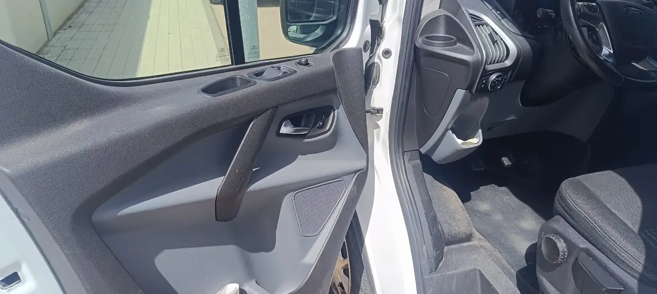 Ford Transit FT 190 Chasis Cabina, foto 2