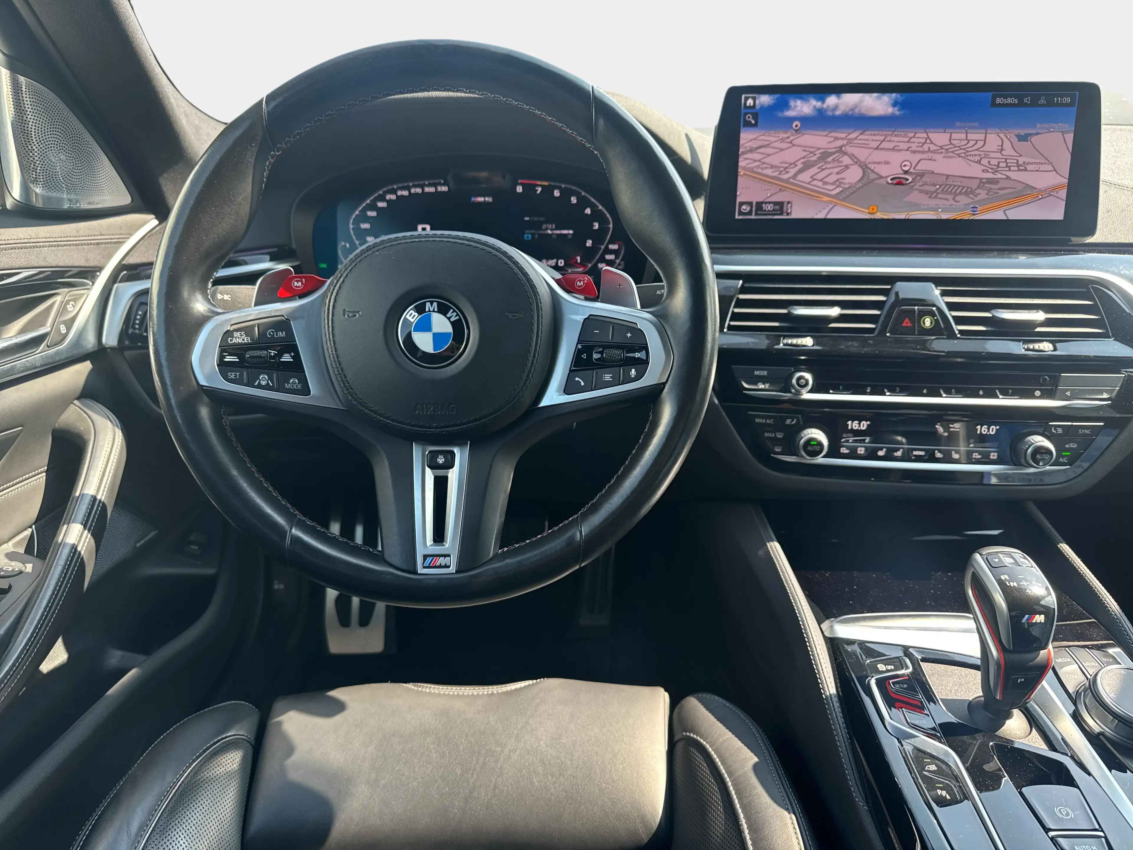 BMW M5 Limousine — photo 14
