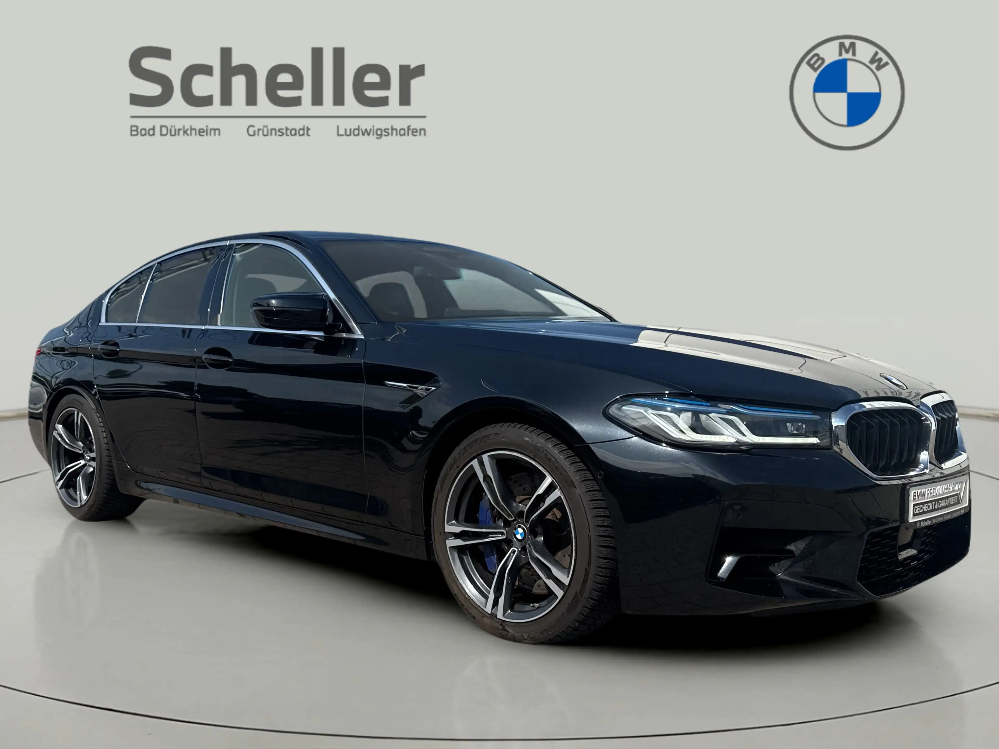 BMW M5 Limousine — photo 9
