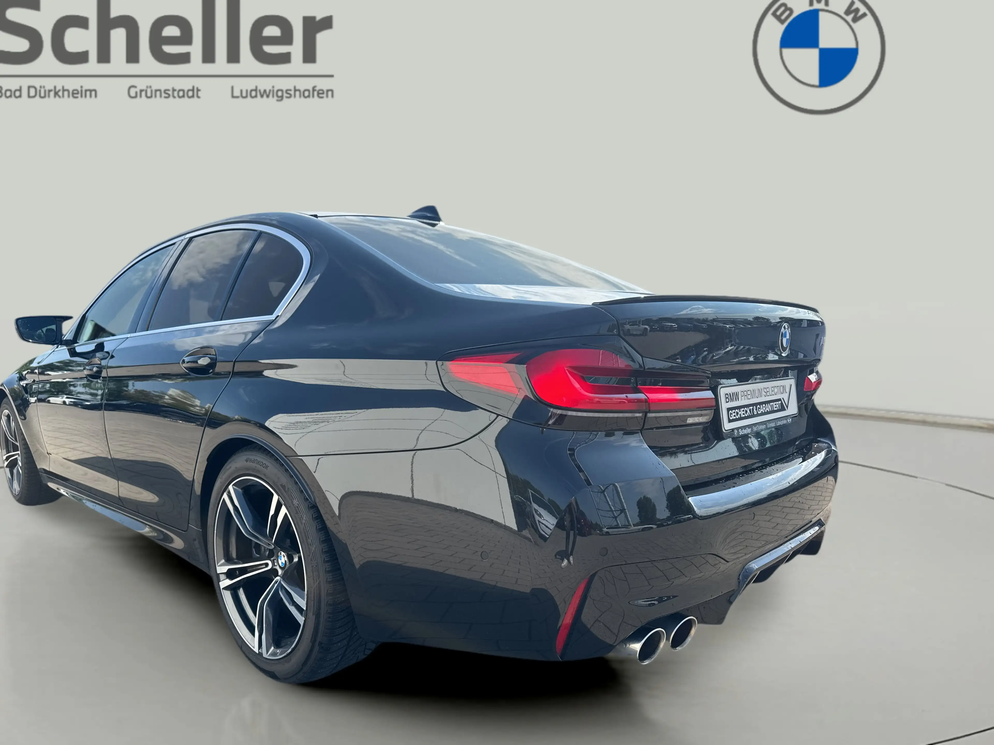BMW M5 Limousine — photo 11