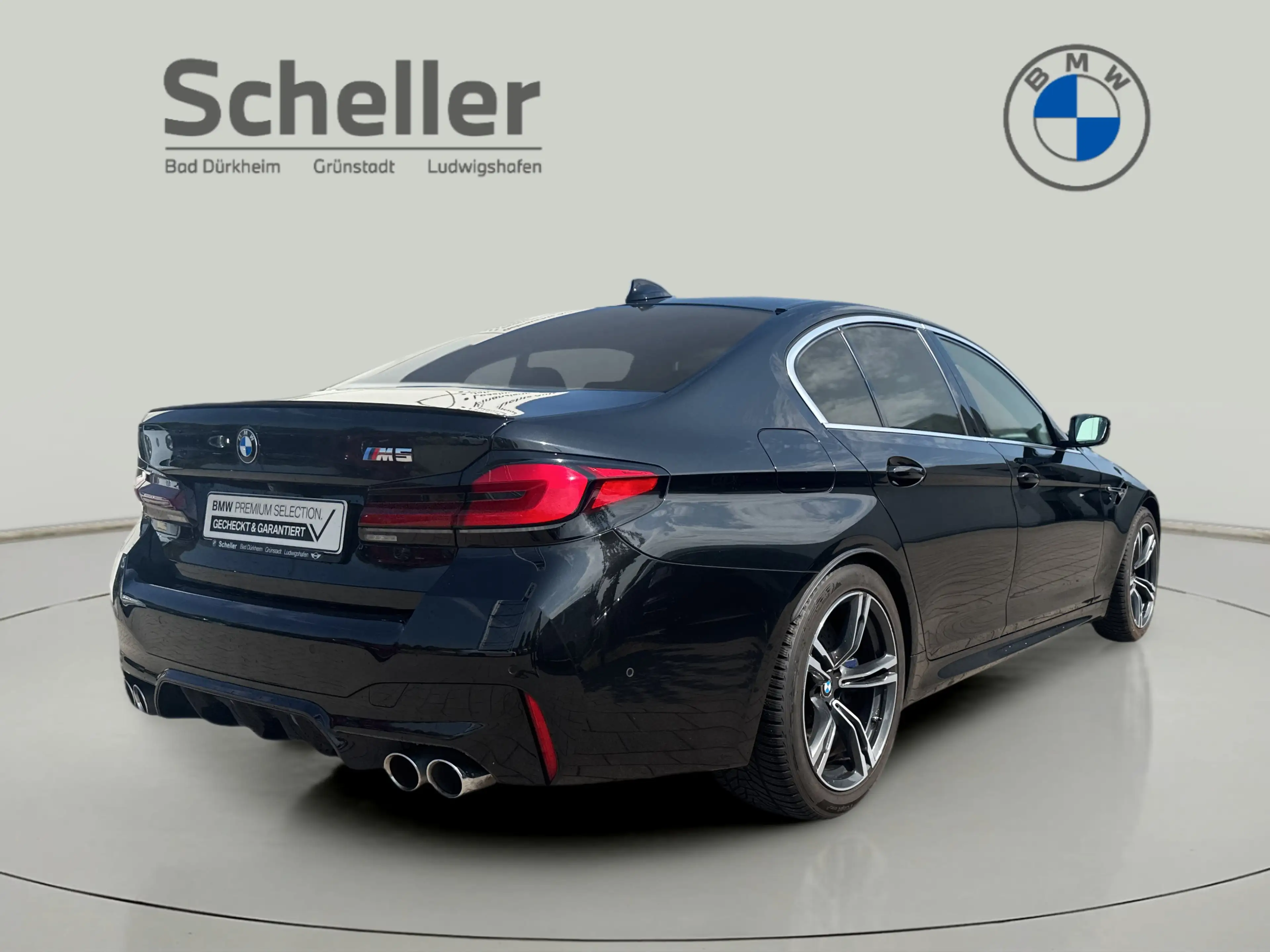 BMW M5 Limousine — photo 7
